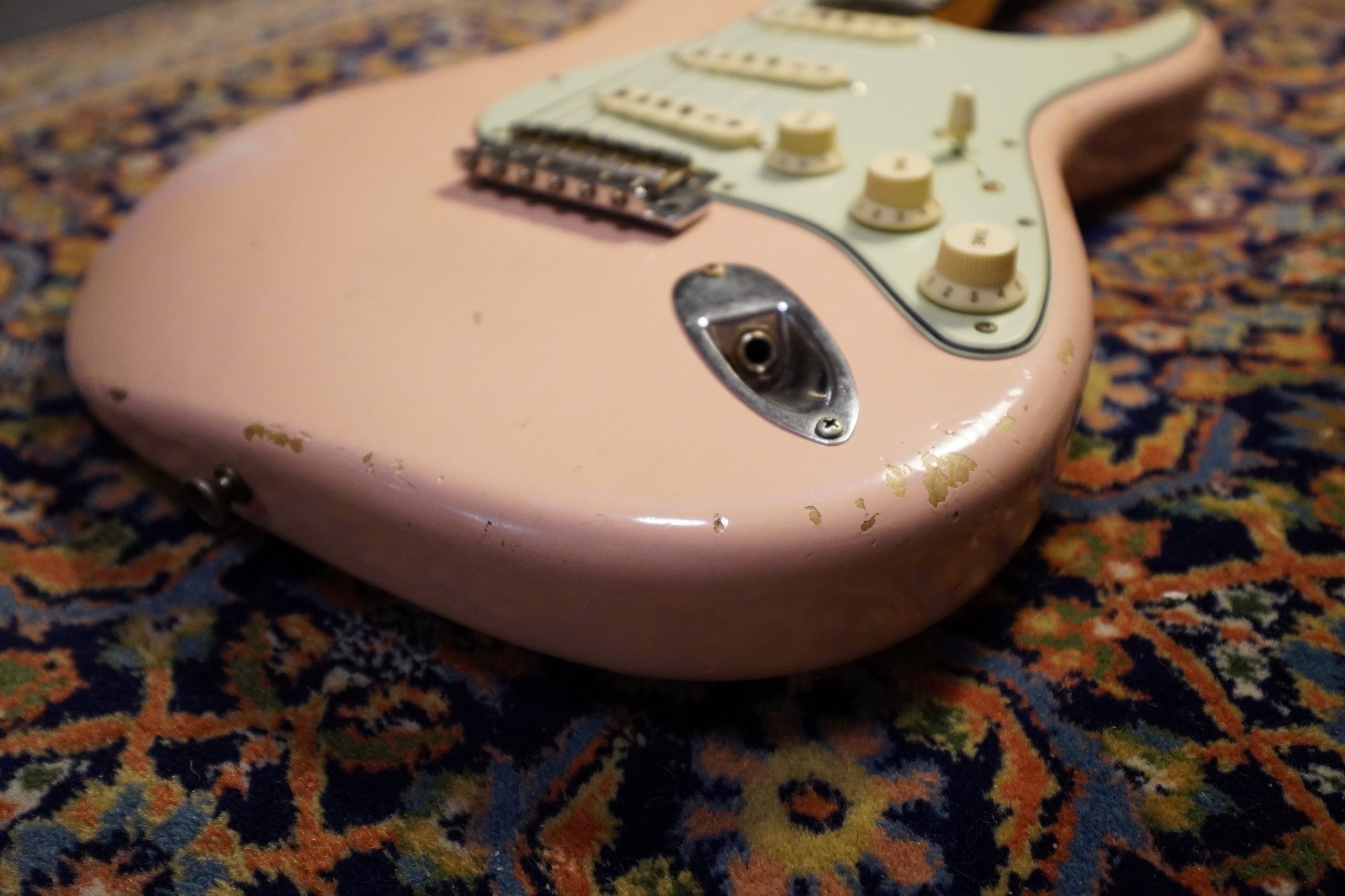 SOLD - 2020 Fender Custom Shop 60 Ltd Relic Stratocaster Aged Shell Pink