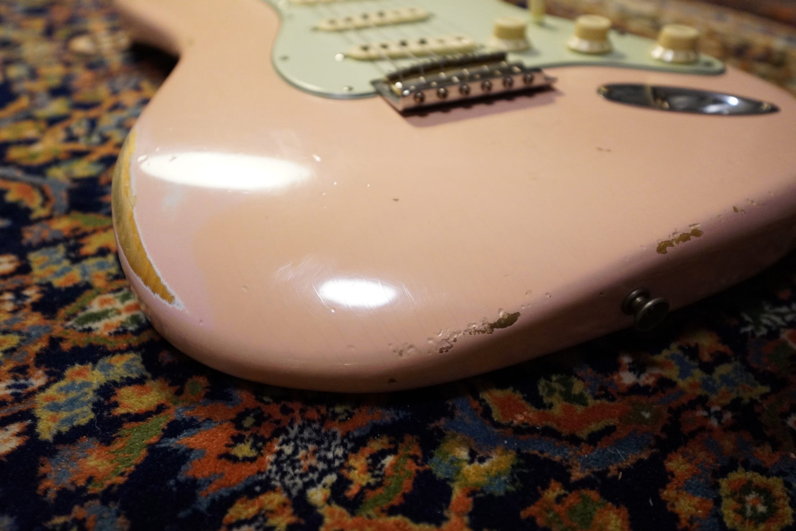 SOLD - 2020 Fender Custom Shop 60 Ltd Relic Stratocaster Aged Shell Pink