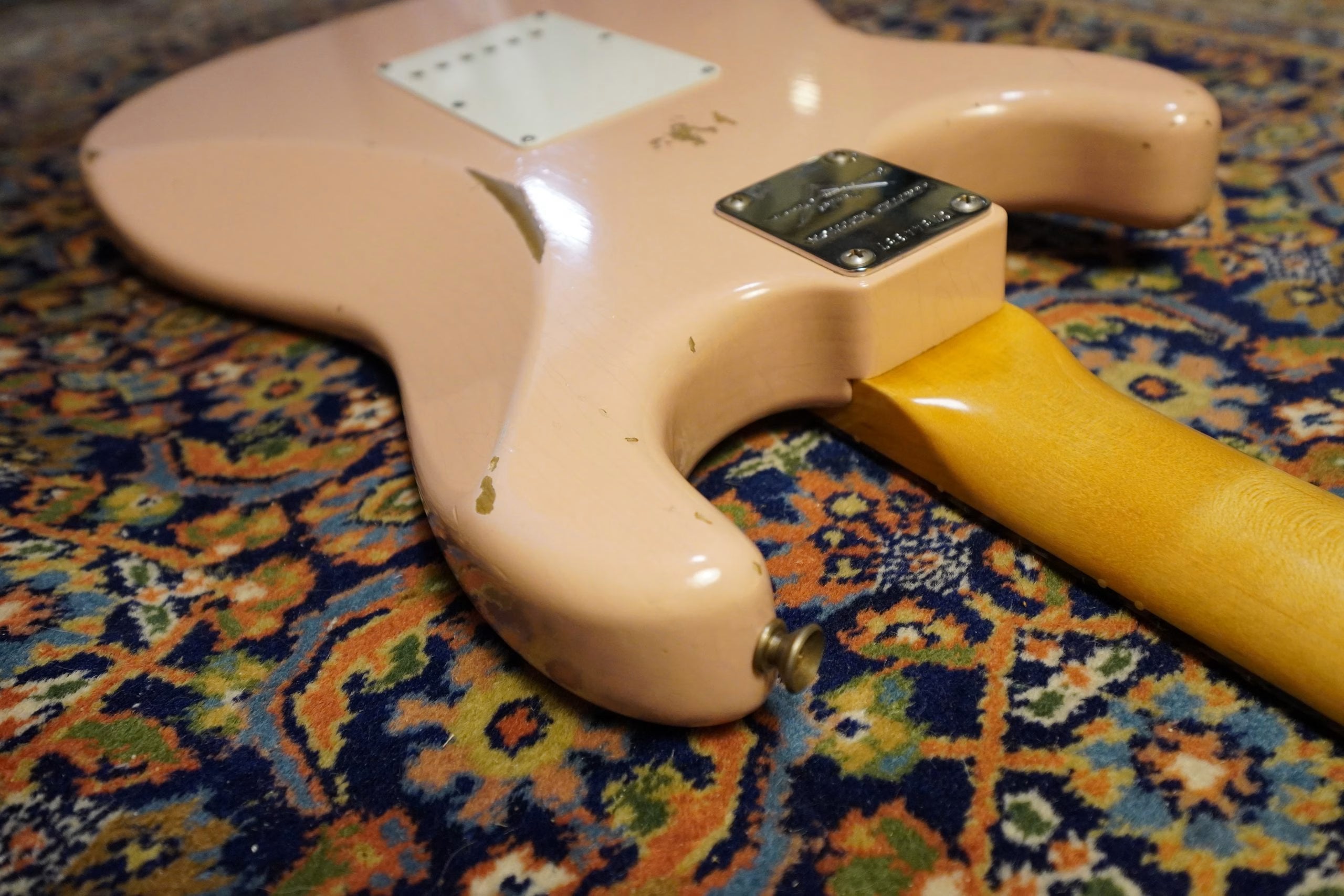 SOLD - 2020 Fender Custom Shop 60 Ltd Relic Stratocaster Aged Shell Pink