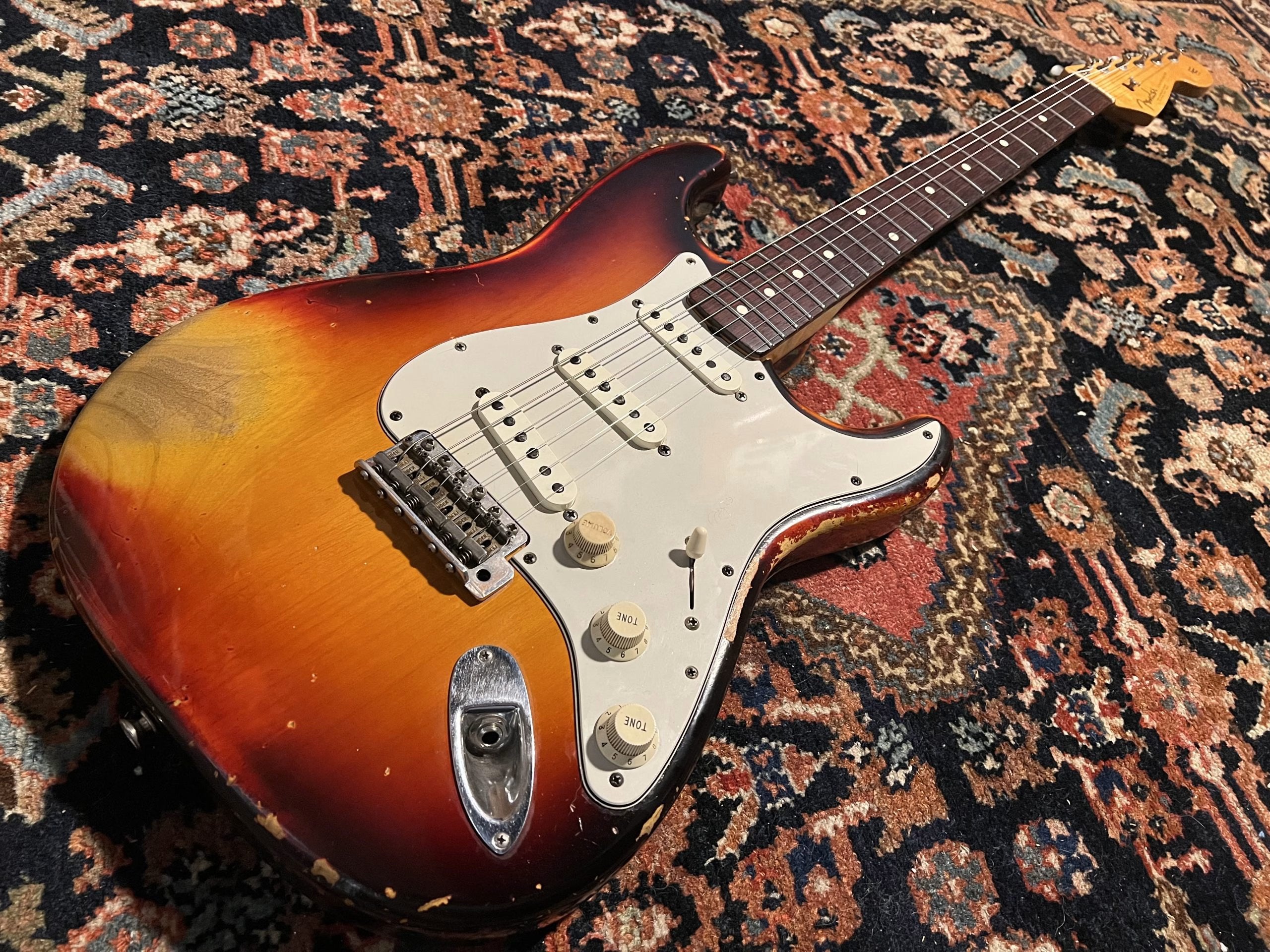 SOLD - 1998 Fender Custom Shop 60 Cunetto Relic Stratocaster Sunburst