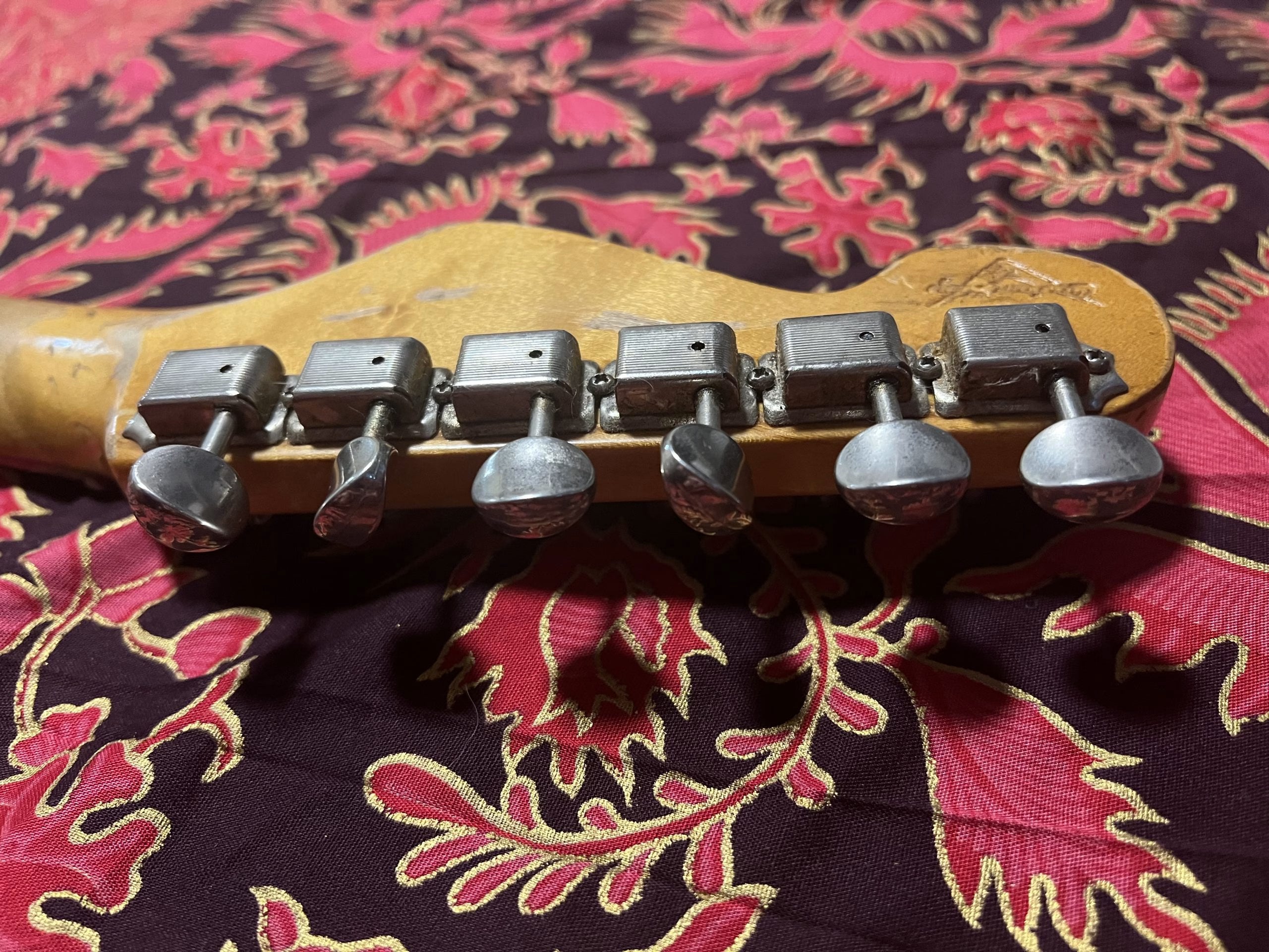 SOLD - 1996 Fender Custom Shop 60 Cunetto Relic Stratocaster Olympic White