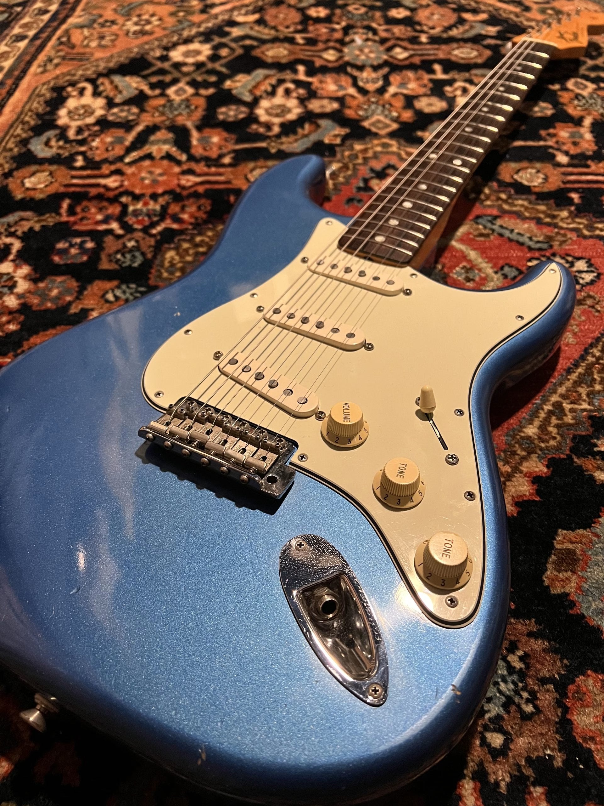 SOLD - 2004 Fender Custom Shop 65 Relic Stratocaster Lake Placid Blue