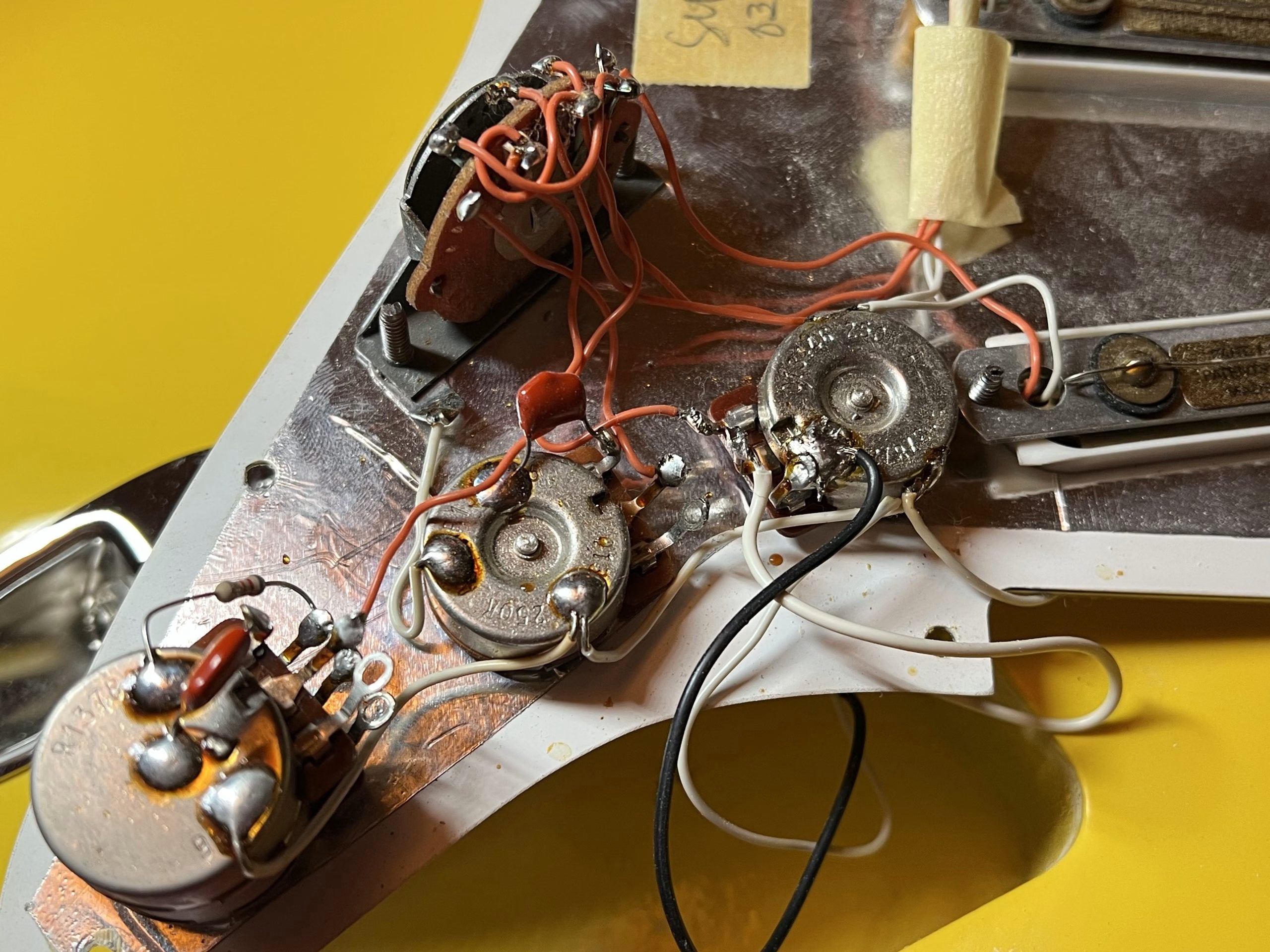 SOLD - 1988 Strat Plus Graffiti Yellow - Never played