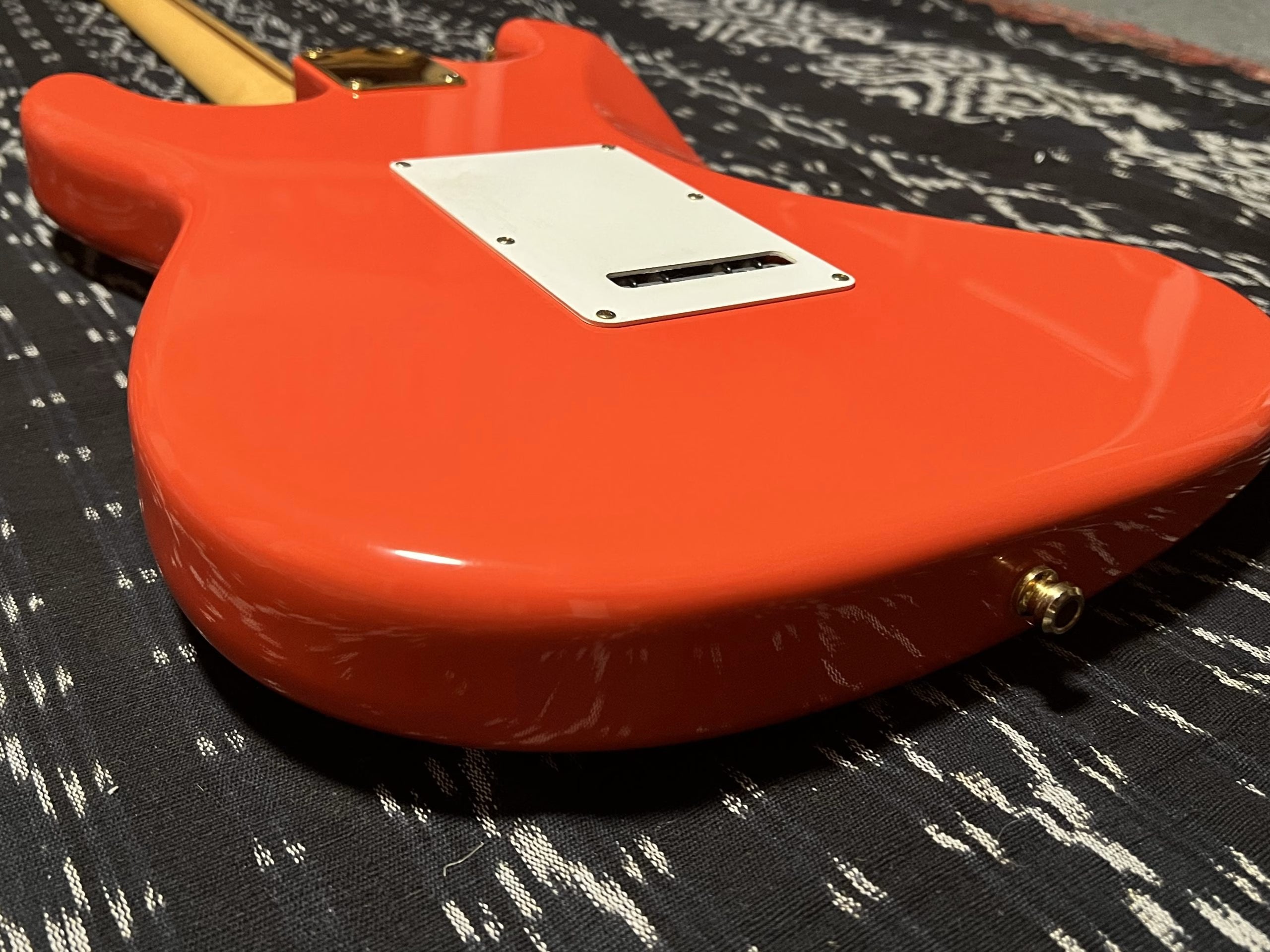 SOLD - 1992 Custom Shop Hank Marvin Signature Limited Edition Stratocaster Fiesta Red