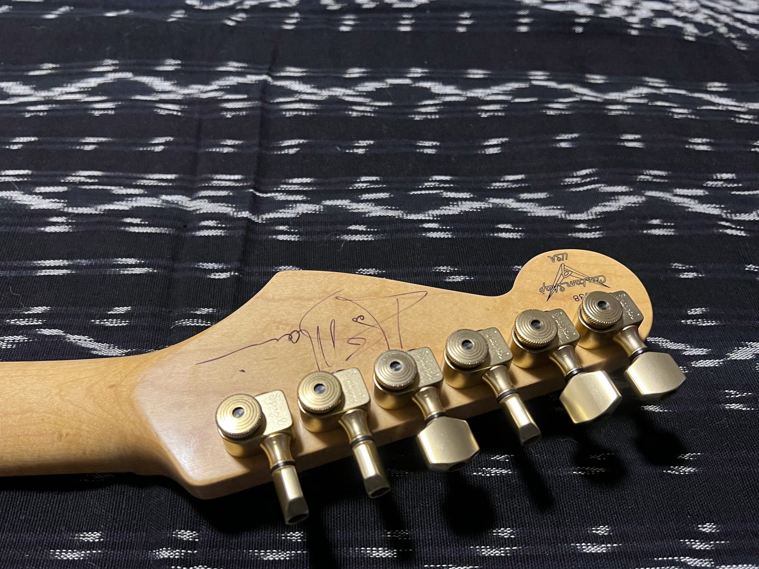 SOLD - 1992 Custom Shop Hank Marvin Signature Limited Edition Stratocaster Fiesta Red