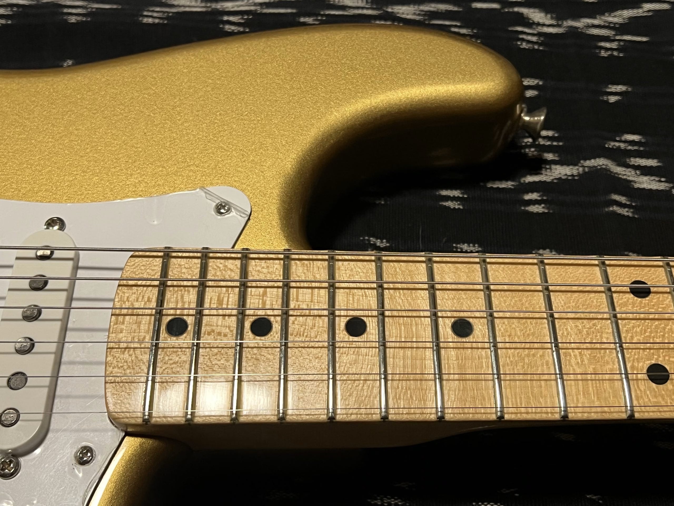 SOLD - 1994 Fender Custom Shop 54 Custom Classic Series Stratocaster Aztec Gold