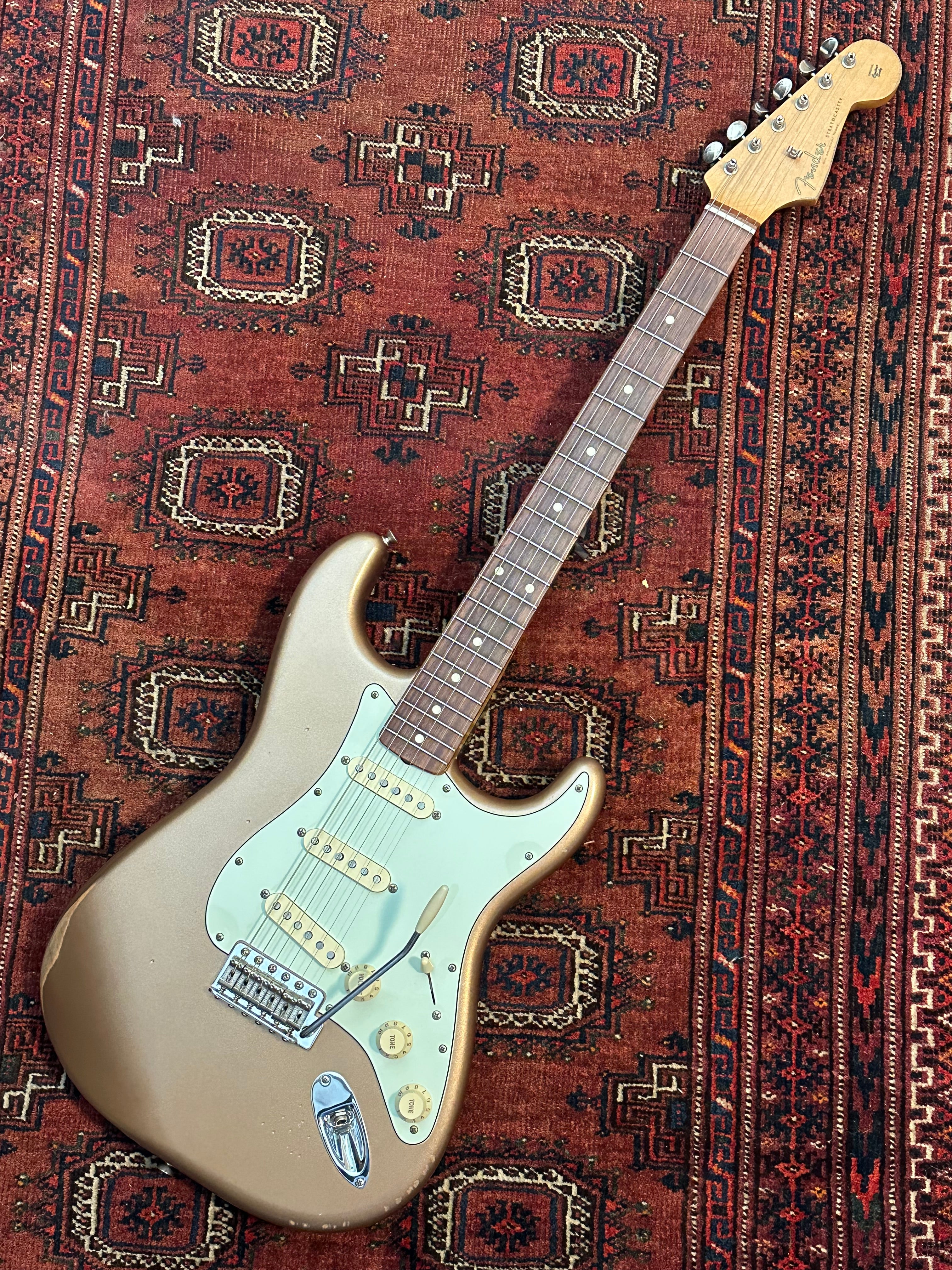 Fender Vintera '60 Roadworn Stratocaster 2021 Firemist Gold