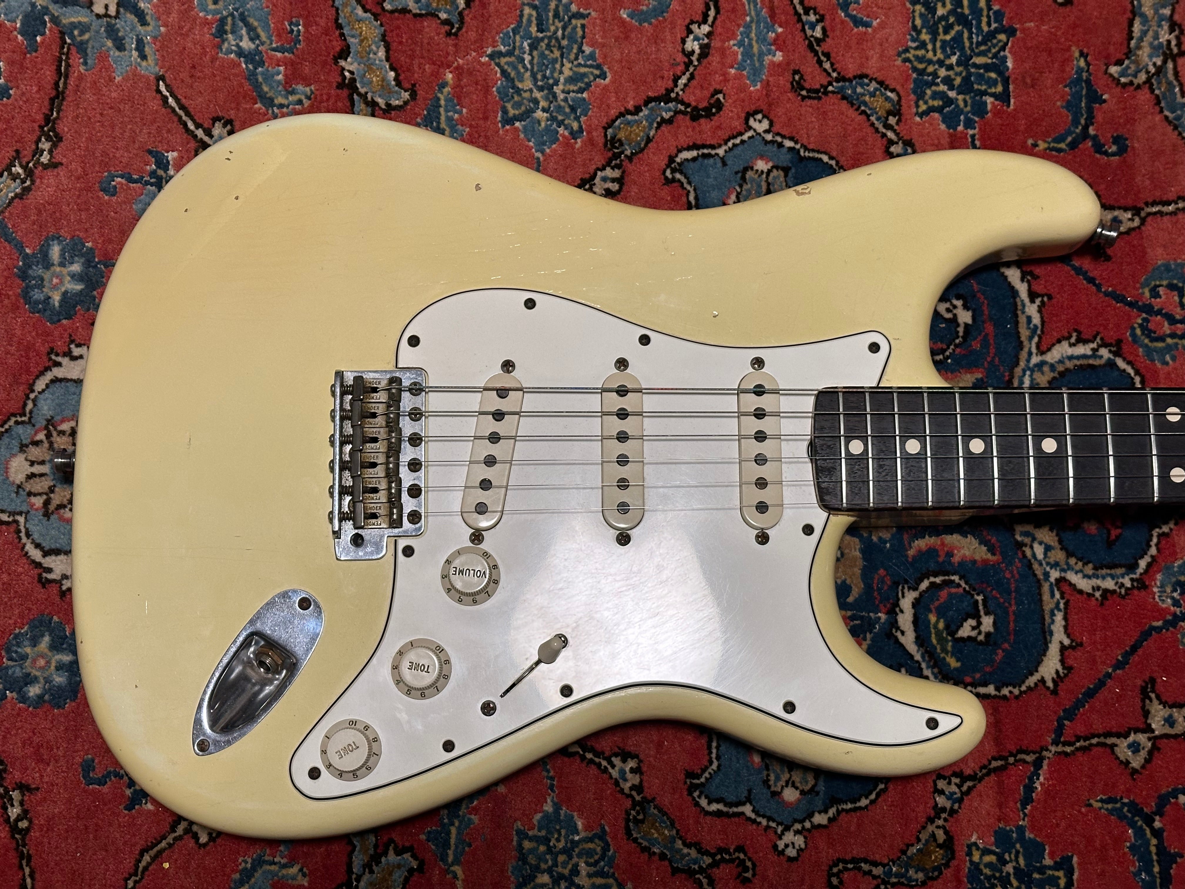 Fender Custom Shop '60 Duo Tone LTD Relic Abigail Ybarra Pickups Stratocaster 2012 Vintage White