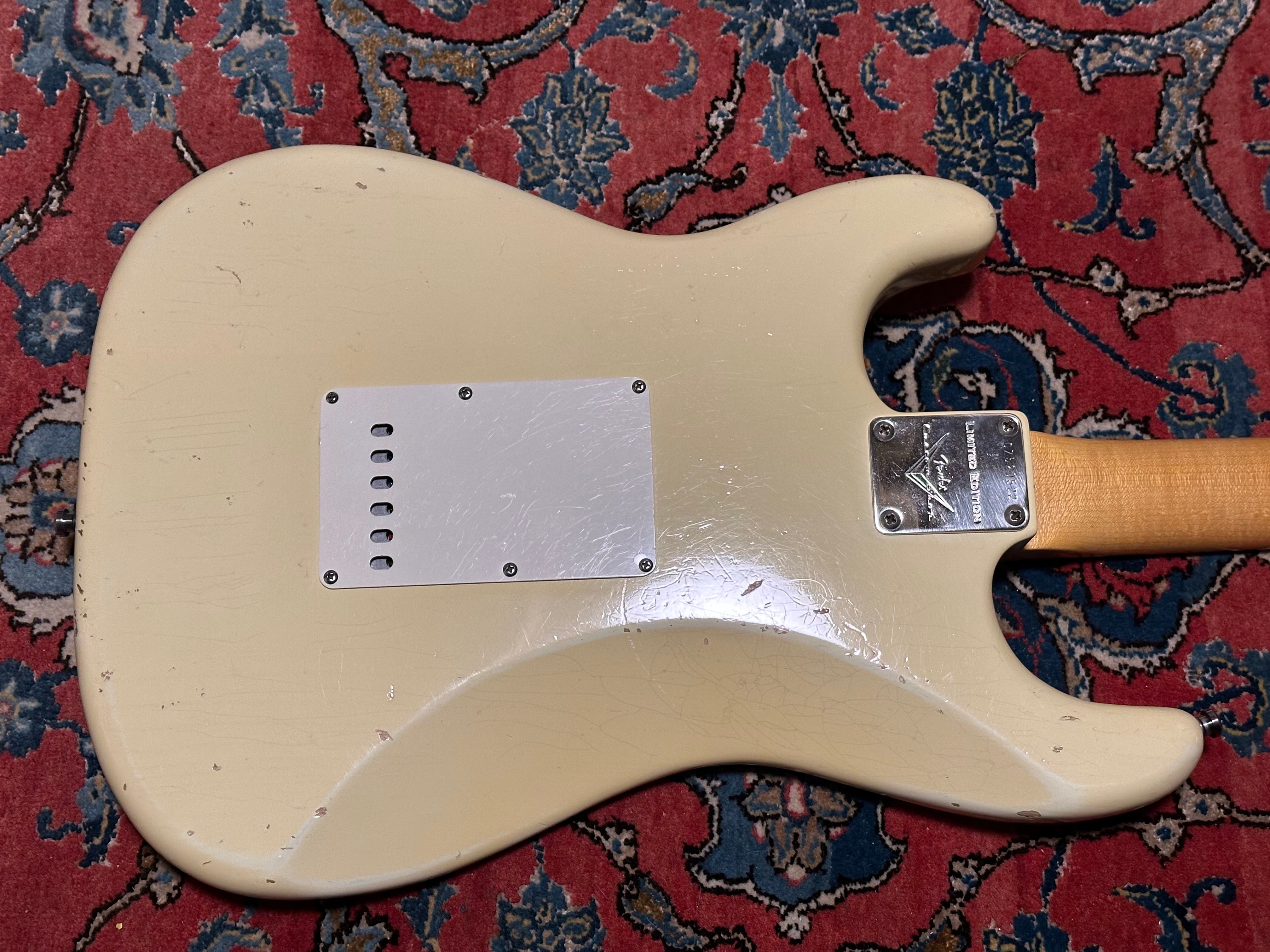 Fender Custom Shop '60 Duo Tone LTD Relic Abigail Ybarra Pickups Stratocaster 2012 Vintage White