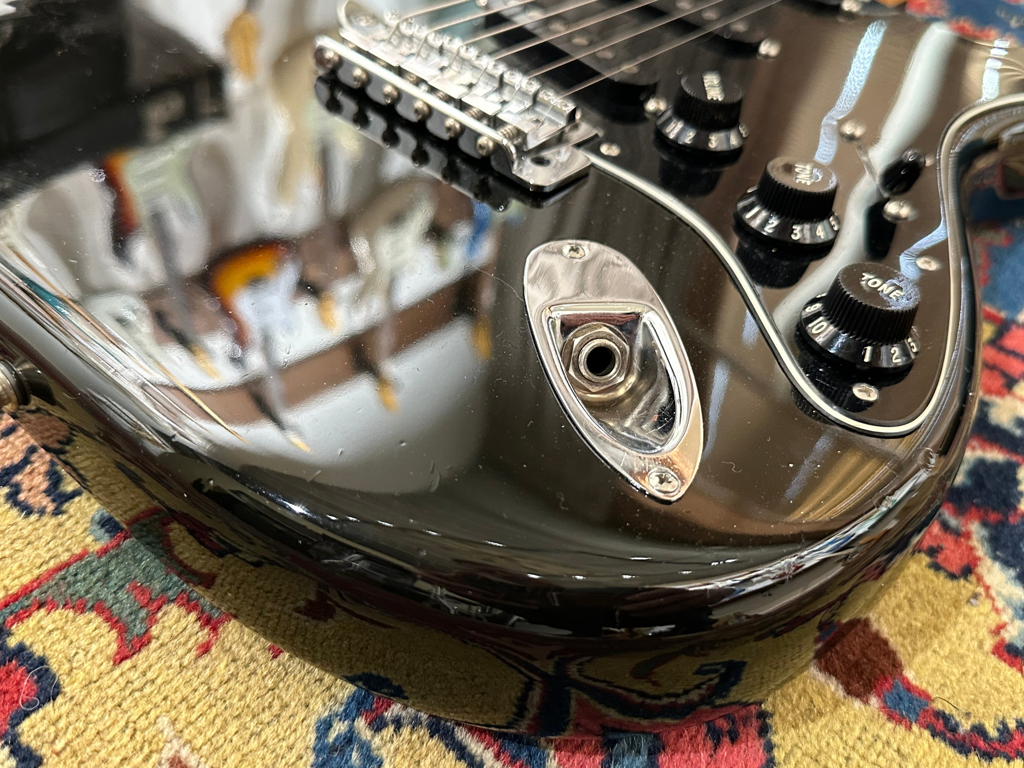 Fender Stratocaster 1977 Black (only 3.7kg)