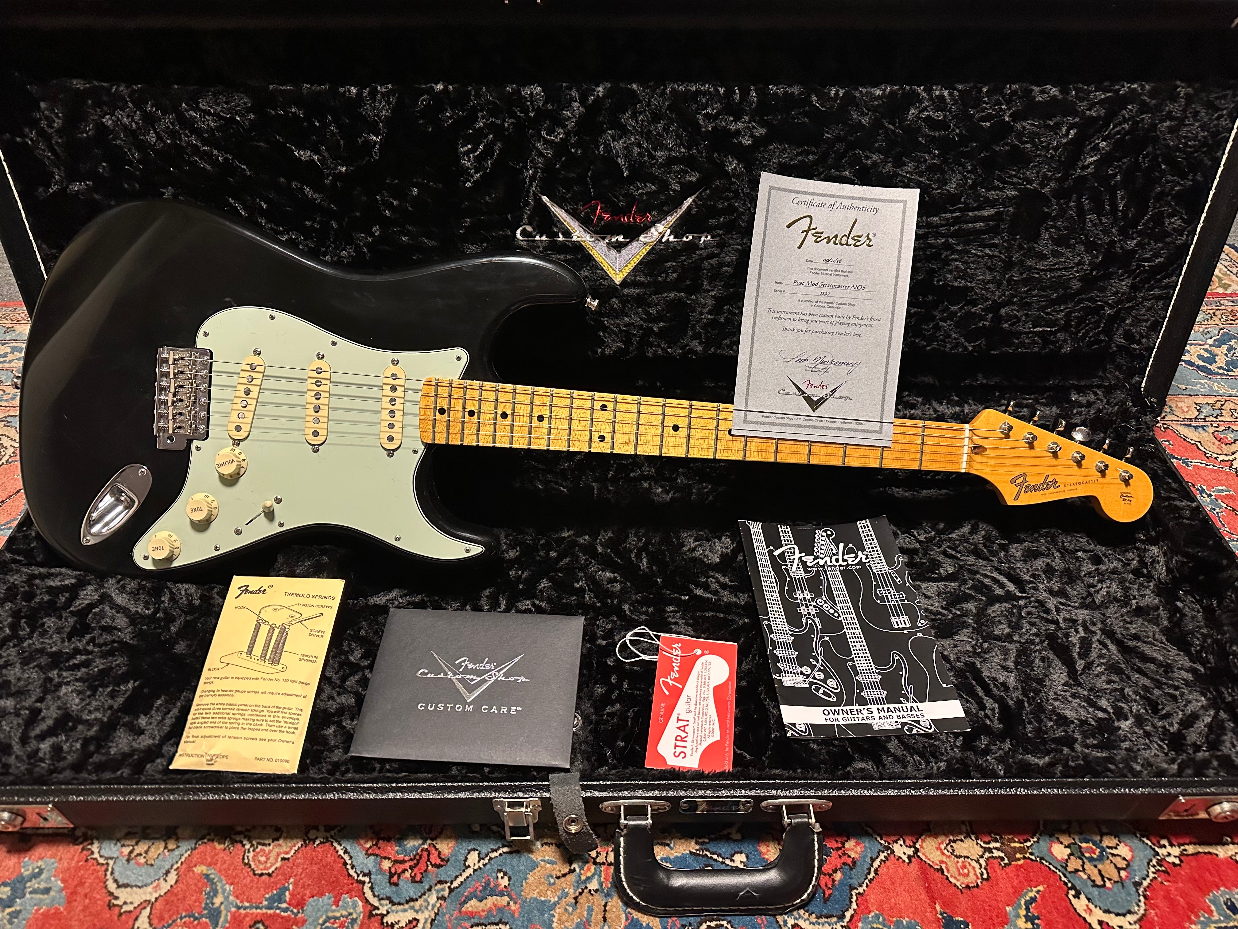 Fender Custom Shop Postmodern NOS Stratocaster 2016 Black