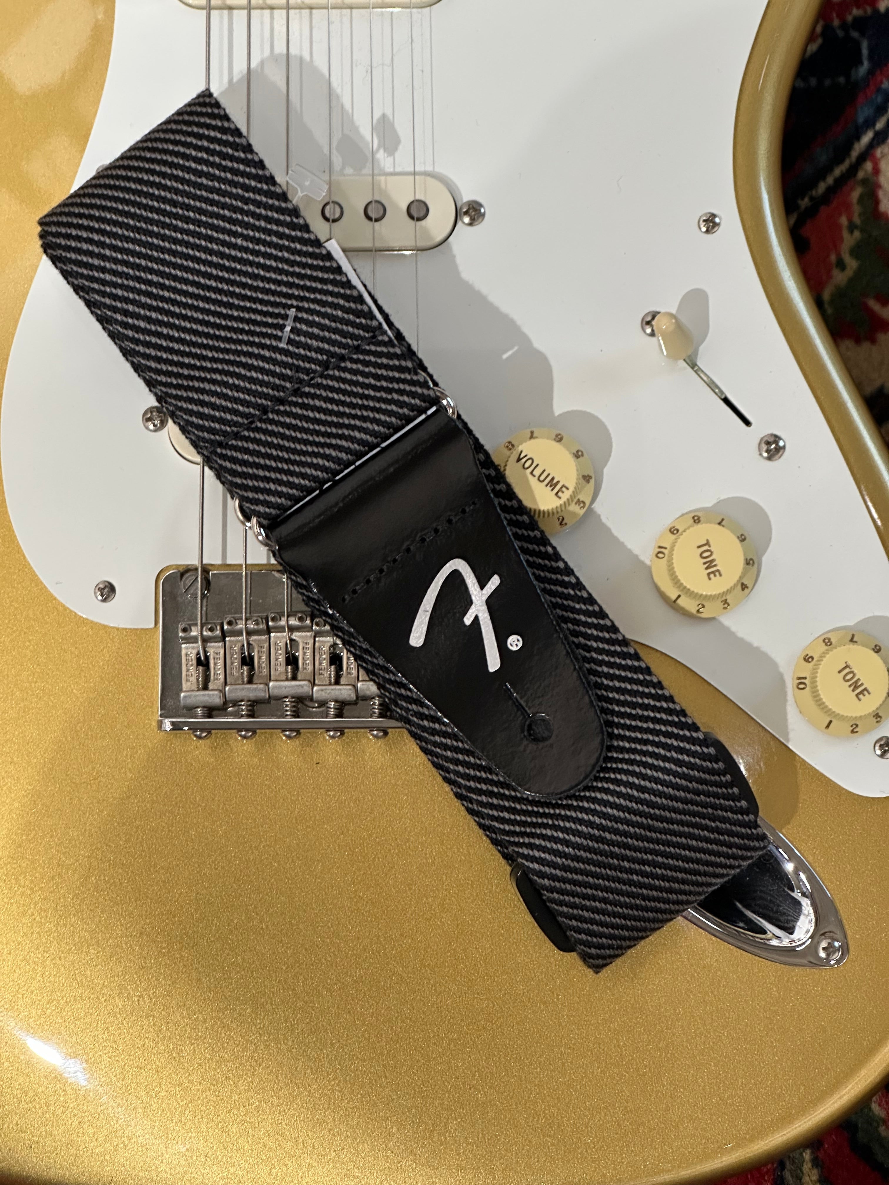Fender Modern Tweet guitar strap, gray/black