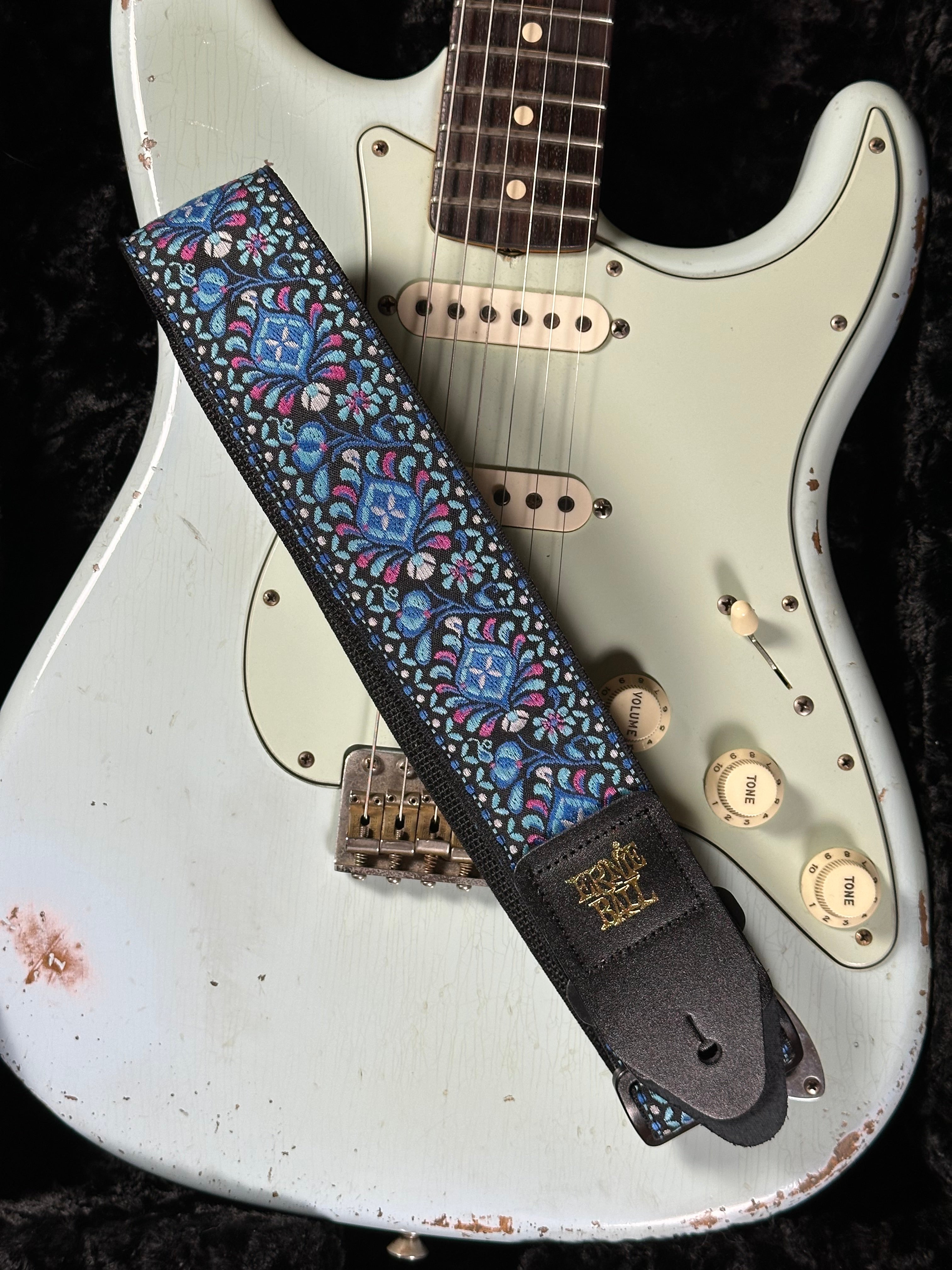 Ernie Ball Indigo Orchid Jacquard Guitar Strap