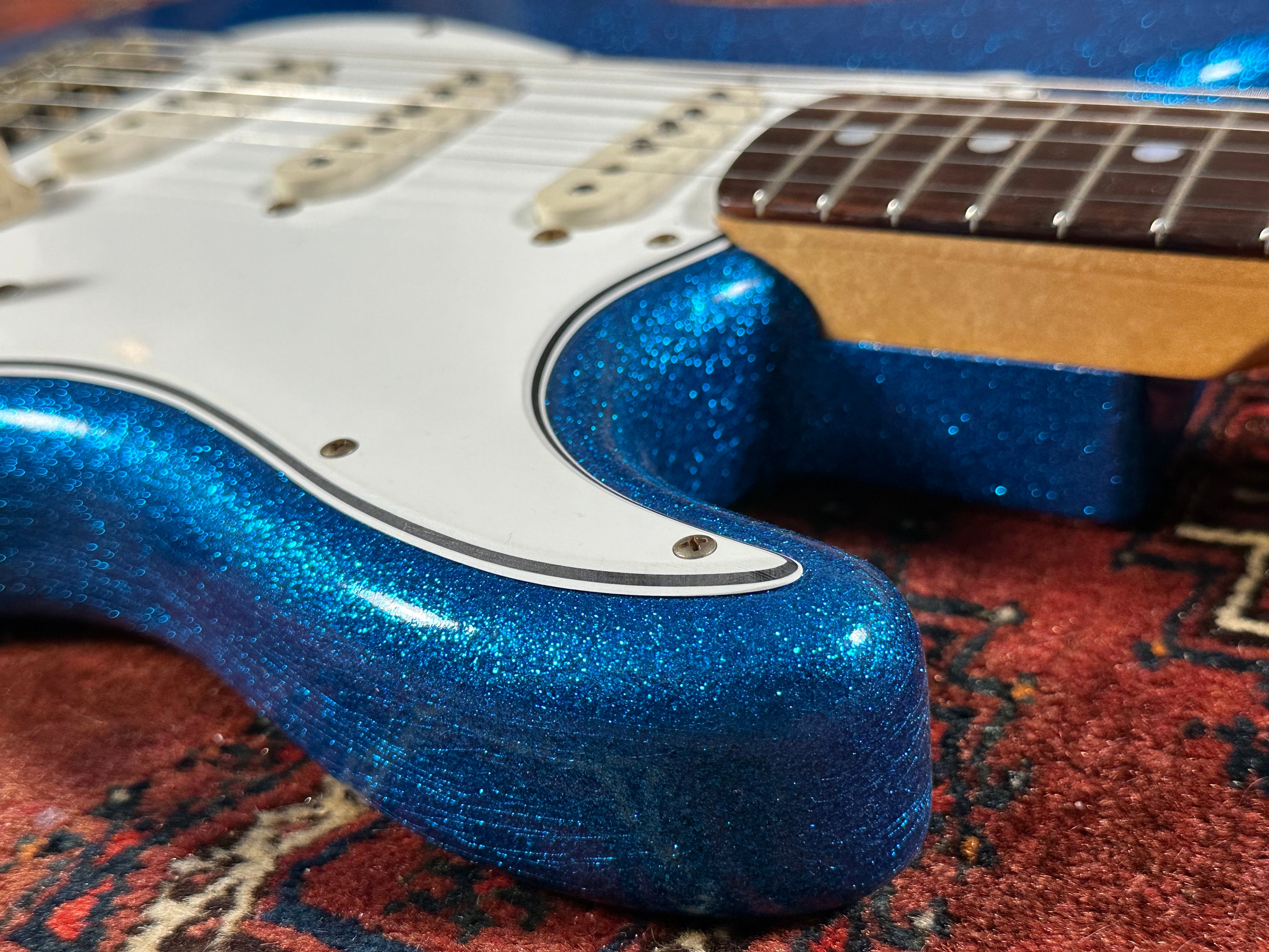 Fender Custom Shop '65 Journeyman Stratocaster 2024 Sparkle Blue