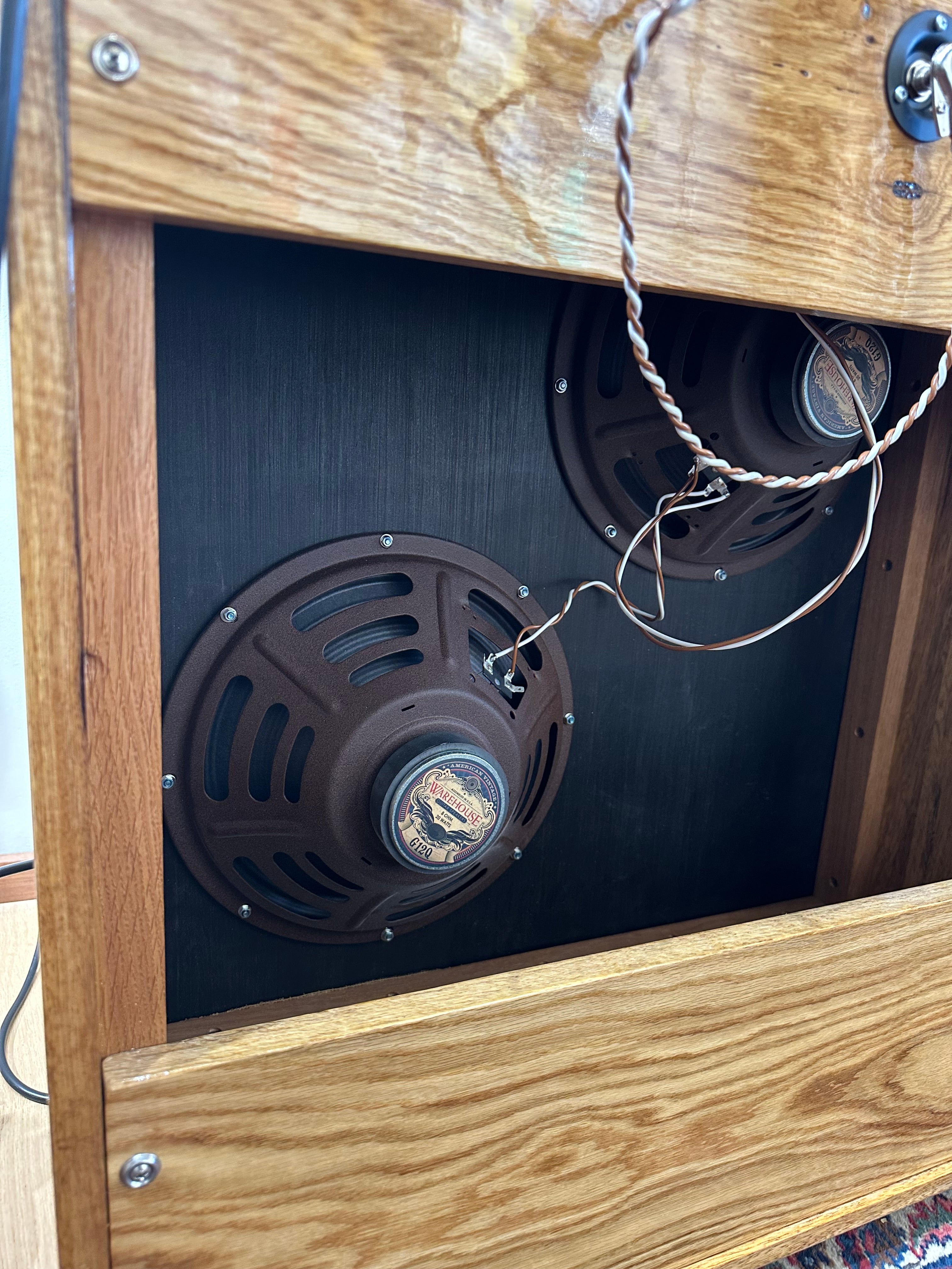 IFNESS '63 Vibe - handbuilt Fender Vibroverb based Amp Black Korina wood