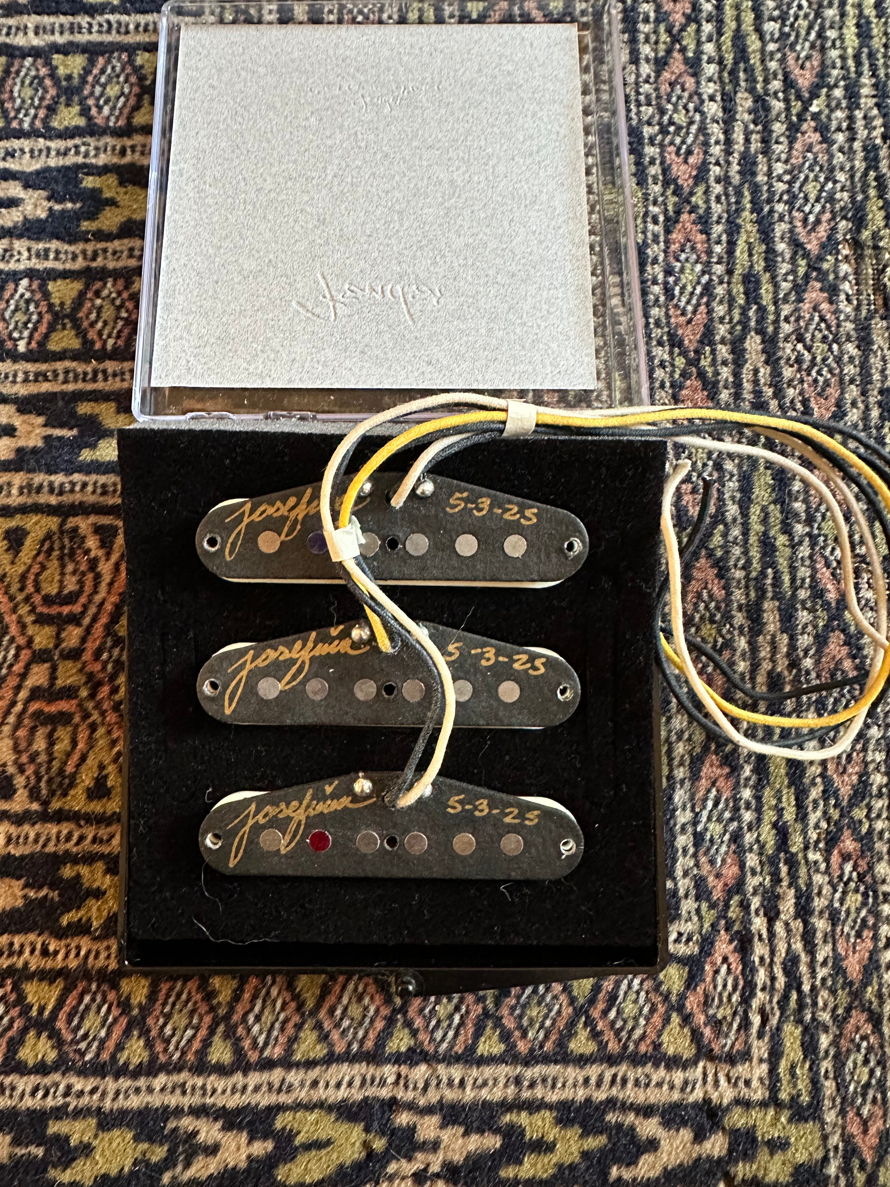 Fender Custom Shop Dual-Mag pickups - Josefina Campos Handwound