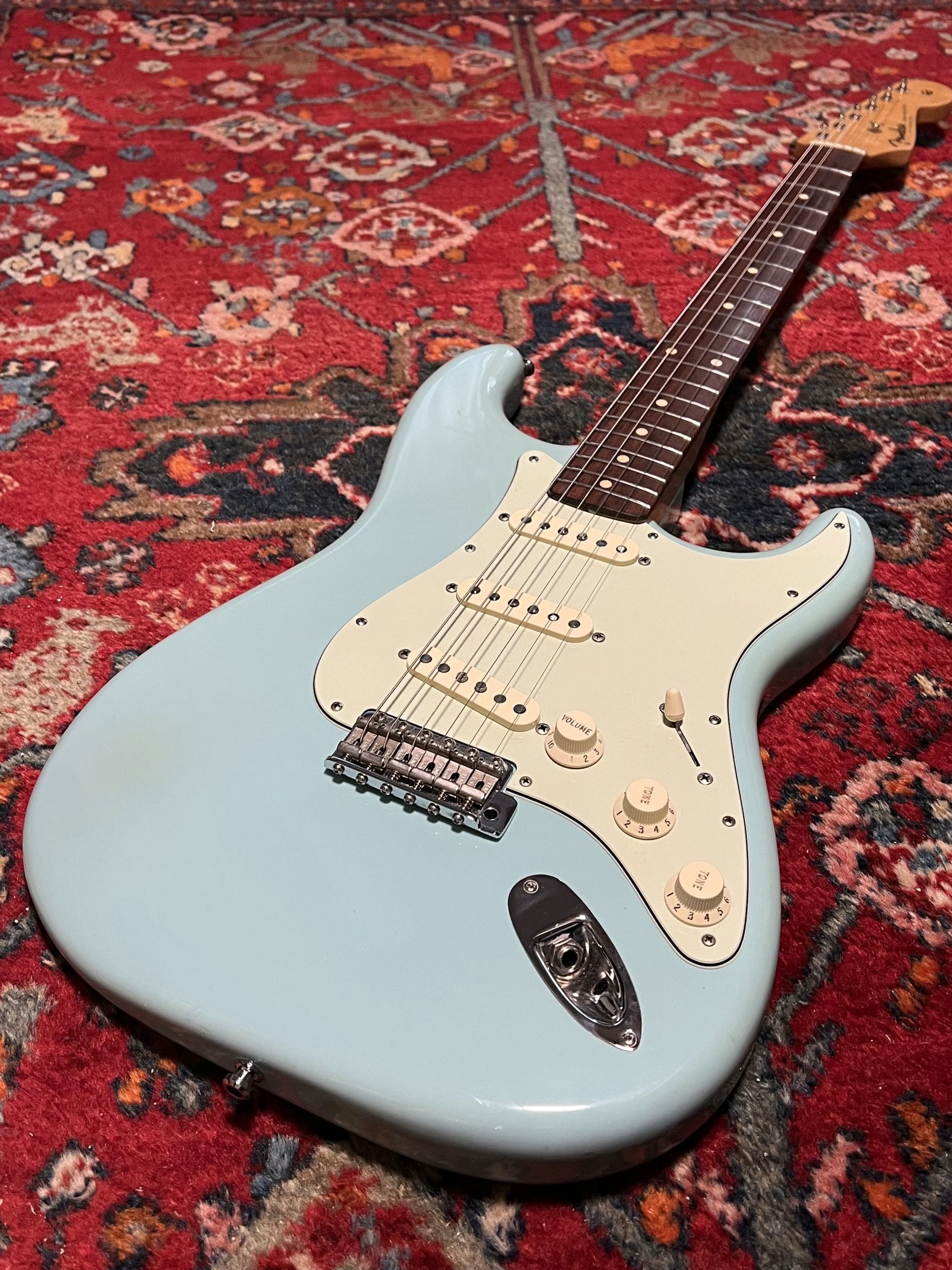 SOLD - 2000 Fender Custom Shop 60 NOS Daphne Blue