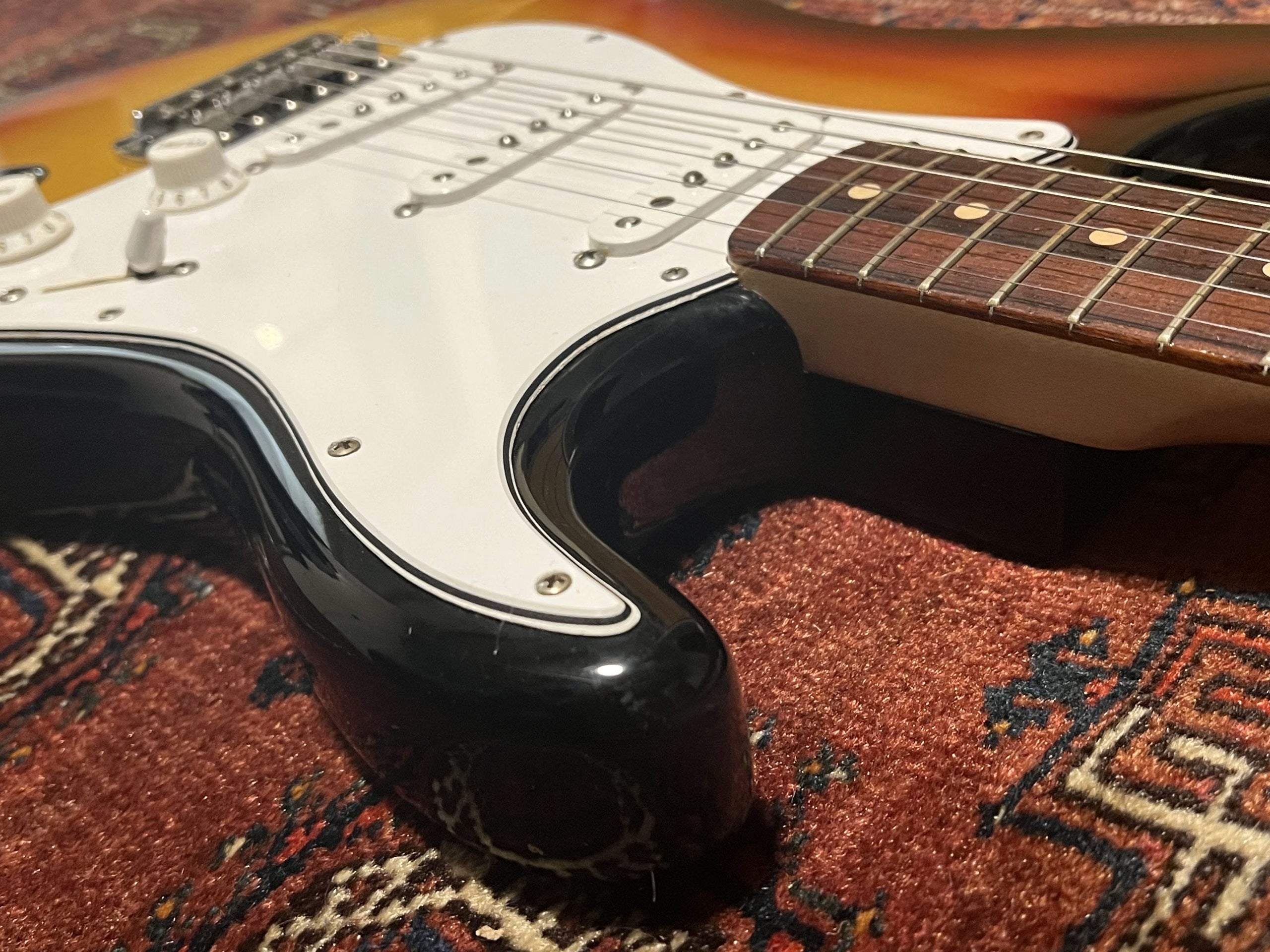SOLD - 2004 Fender Custom Shop '60 NOS Stratocaster Sunburst