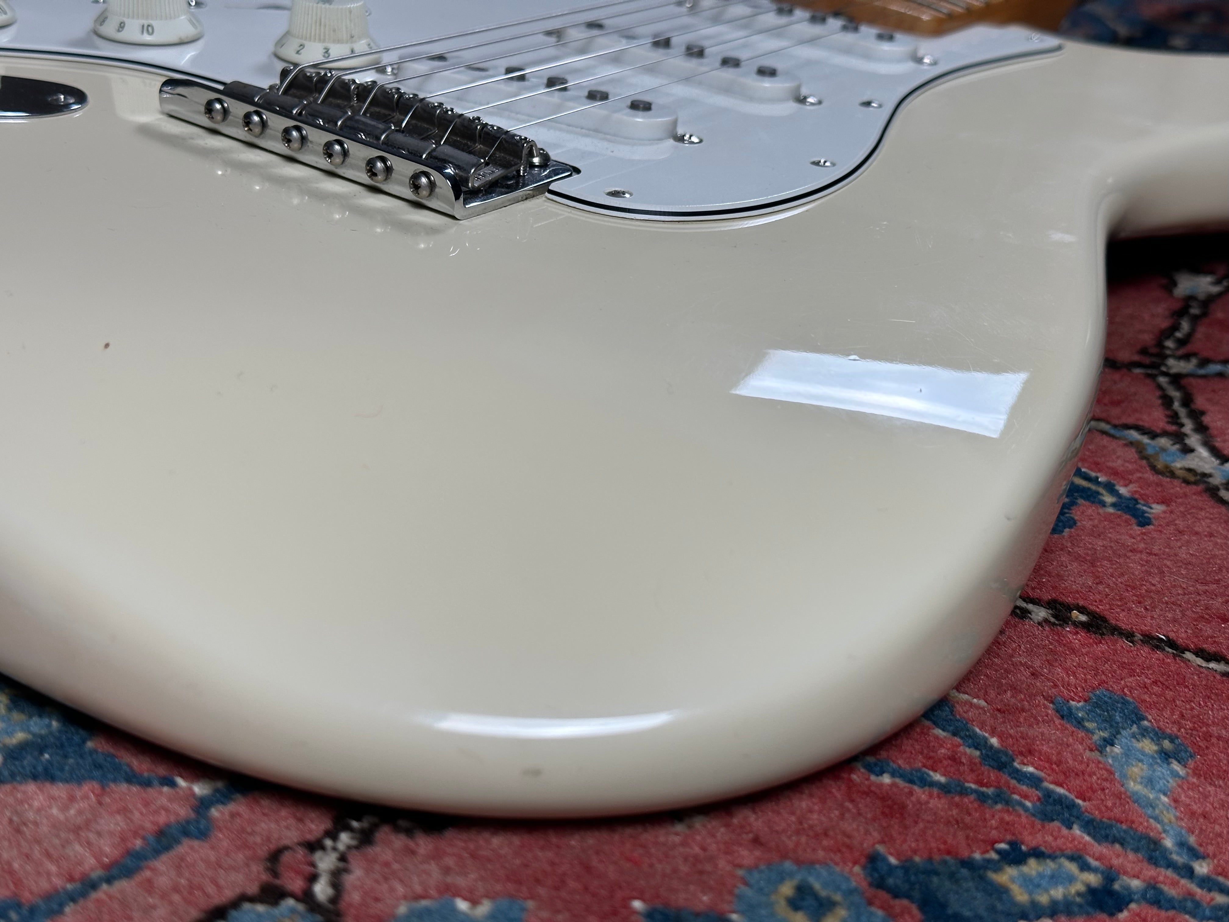 Fender Jimi Hendrix Tribute Stratocaster 1997 Olympic White