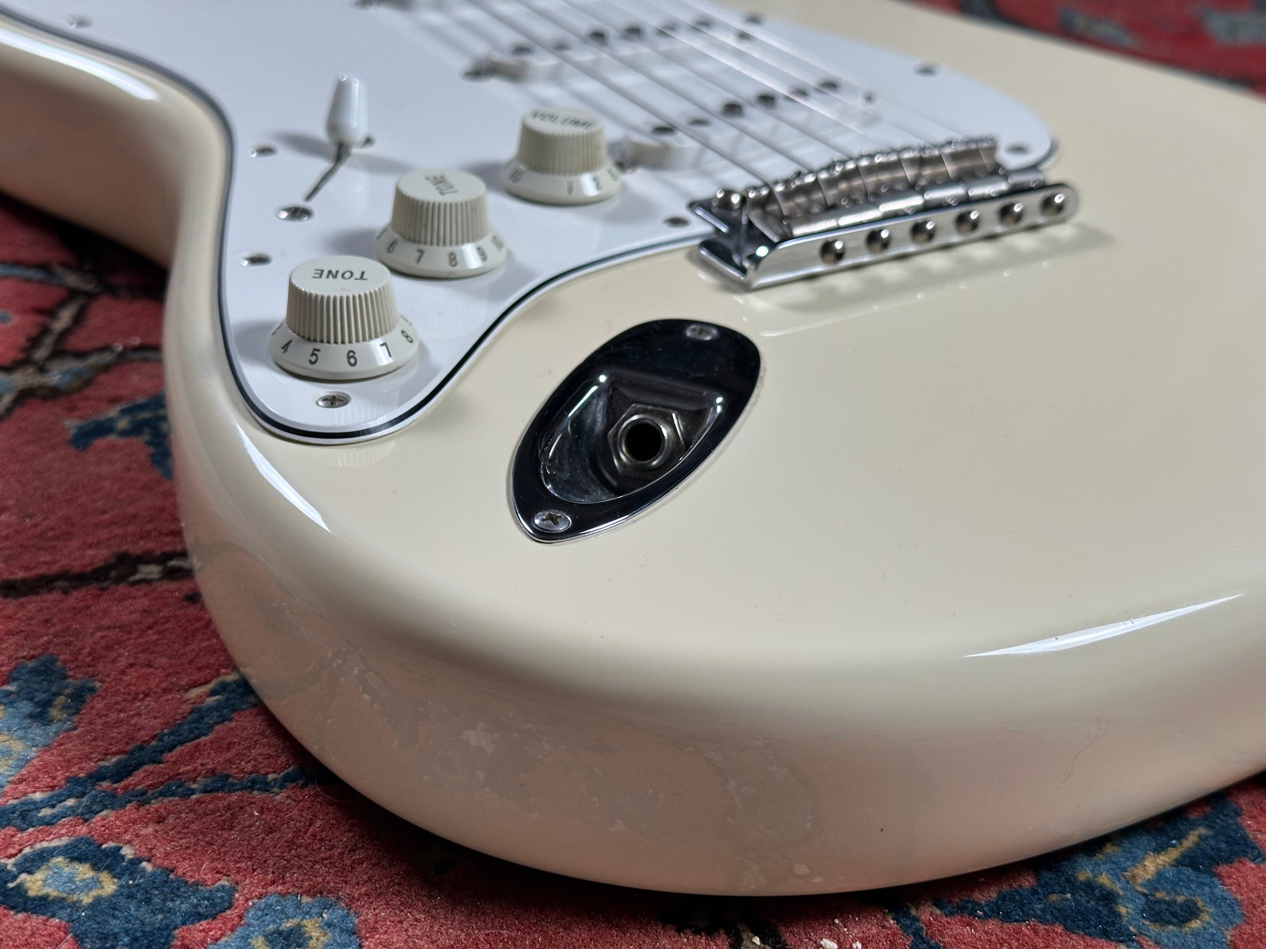 Fender Jimi Hendrix Tribute Stratocaster 1997 Olympic White