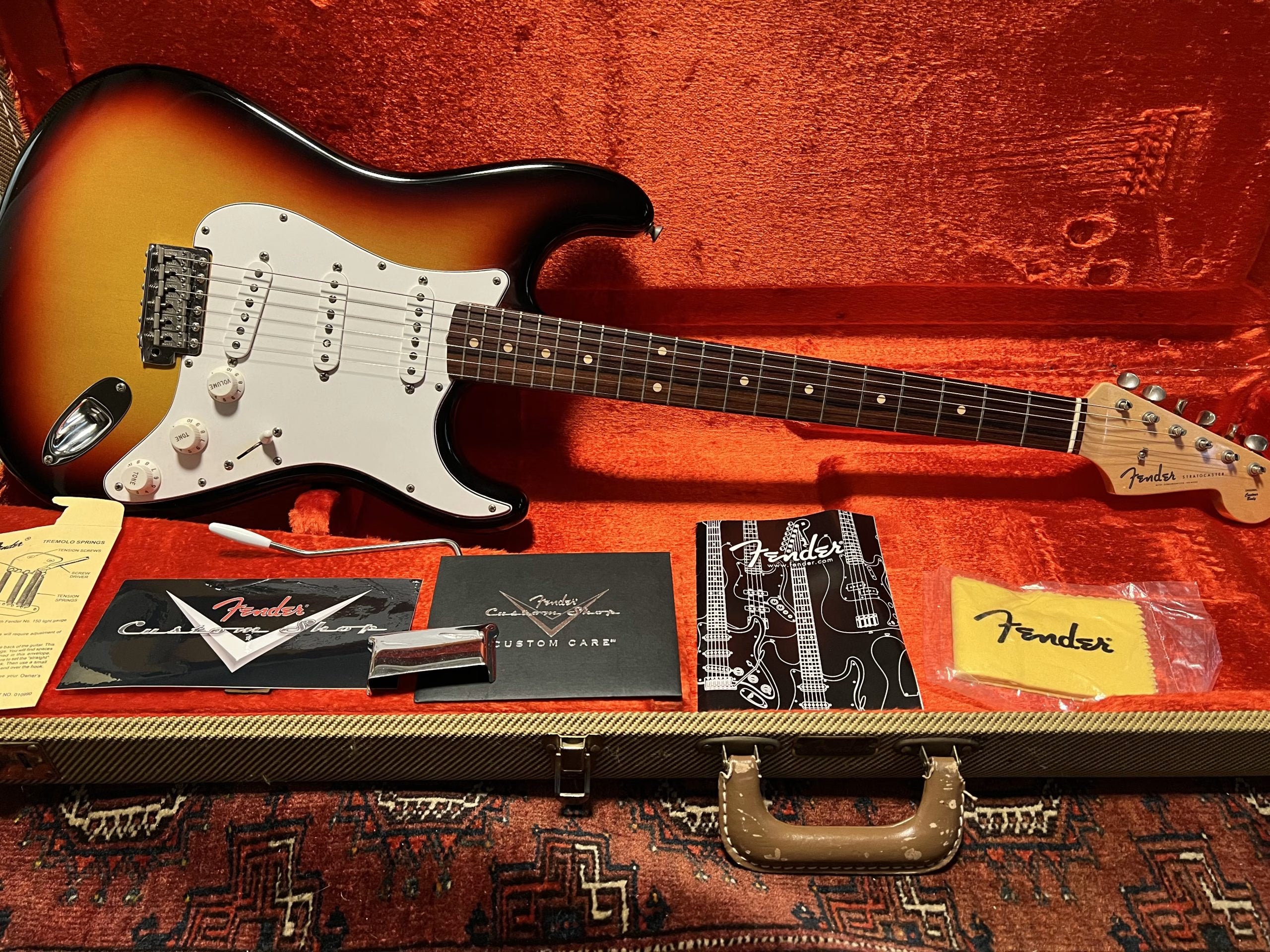 SOLD - 2004 Fender Custom Shop '60 NOS Stratocaster Sunburst