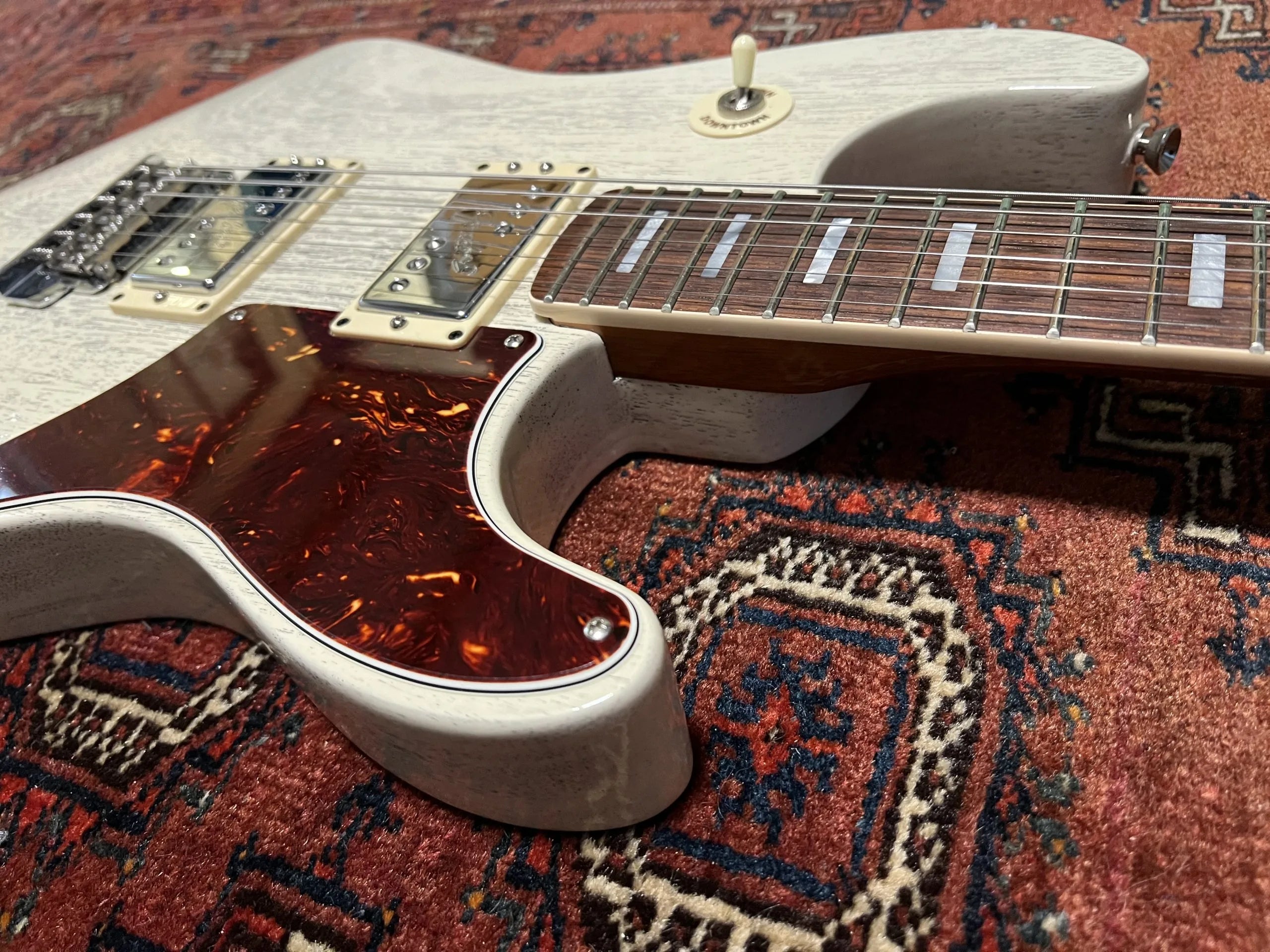 SOLD - Fender Parallel Universe Volume II Uptown Strat RW Static White