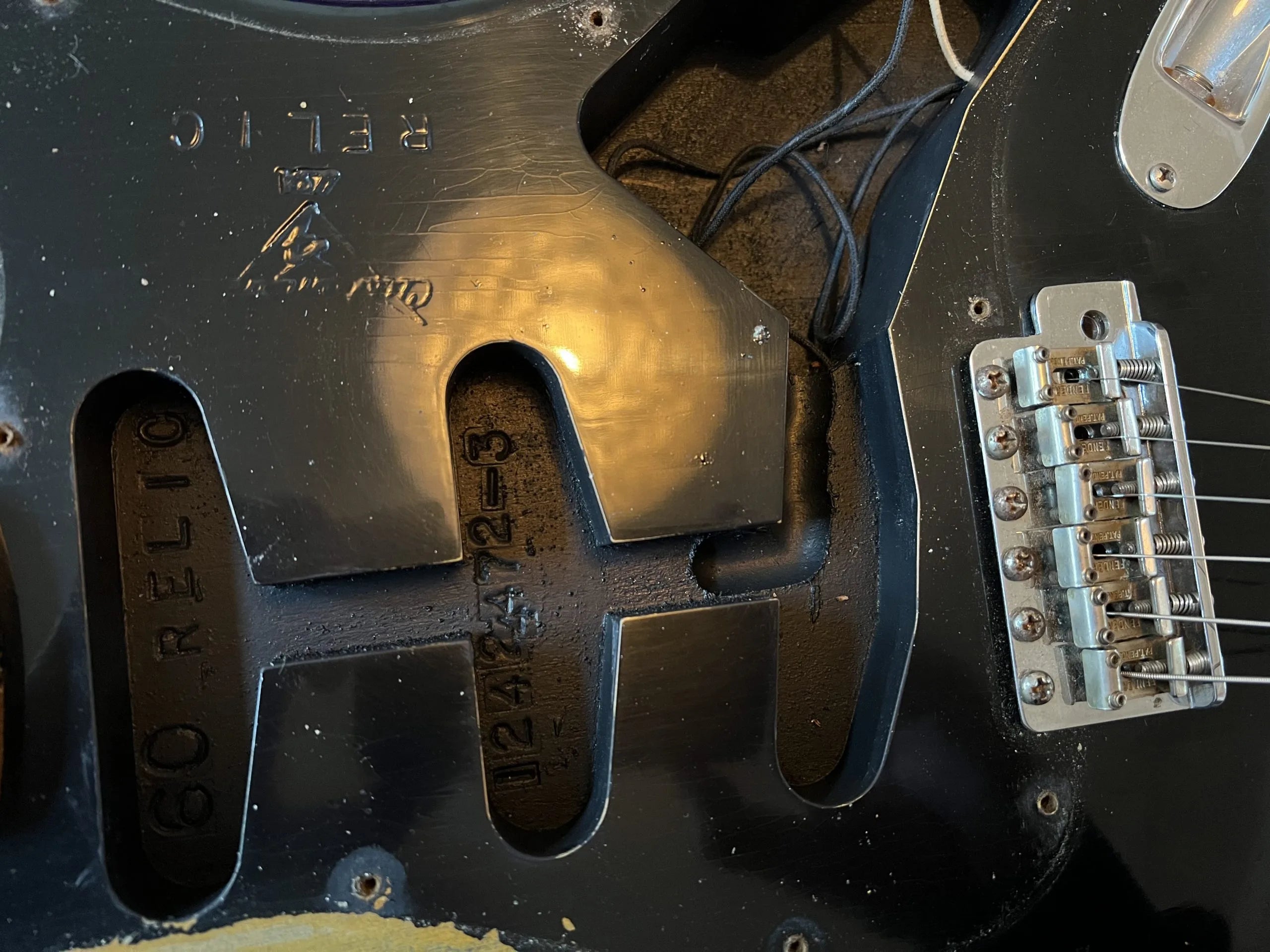SOLD - 2021 Fender Custom Shop 60 Dual-Mag II LTD Relic Stratocaster Black over Sunburst