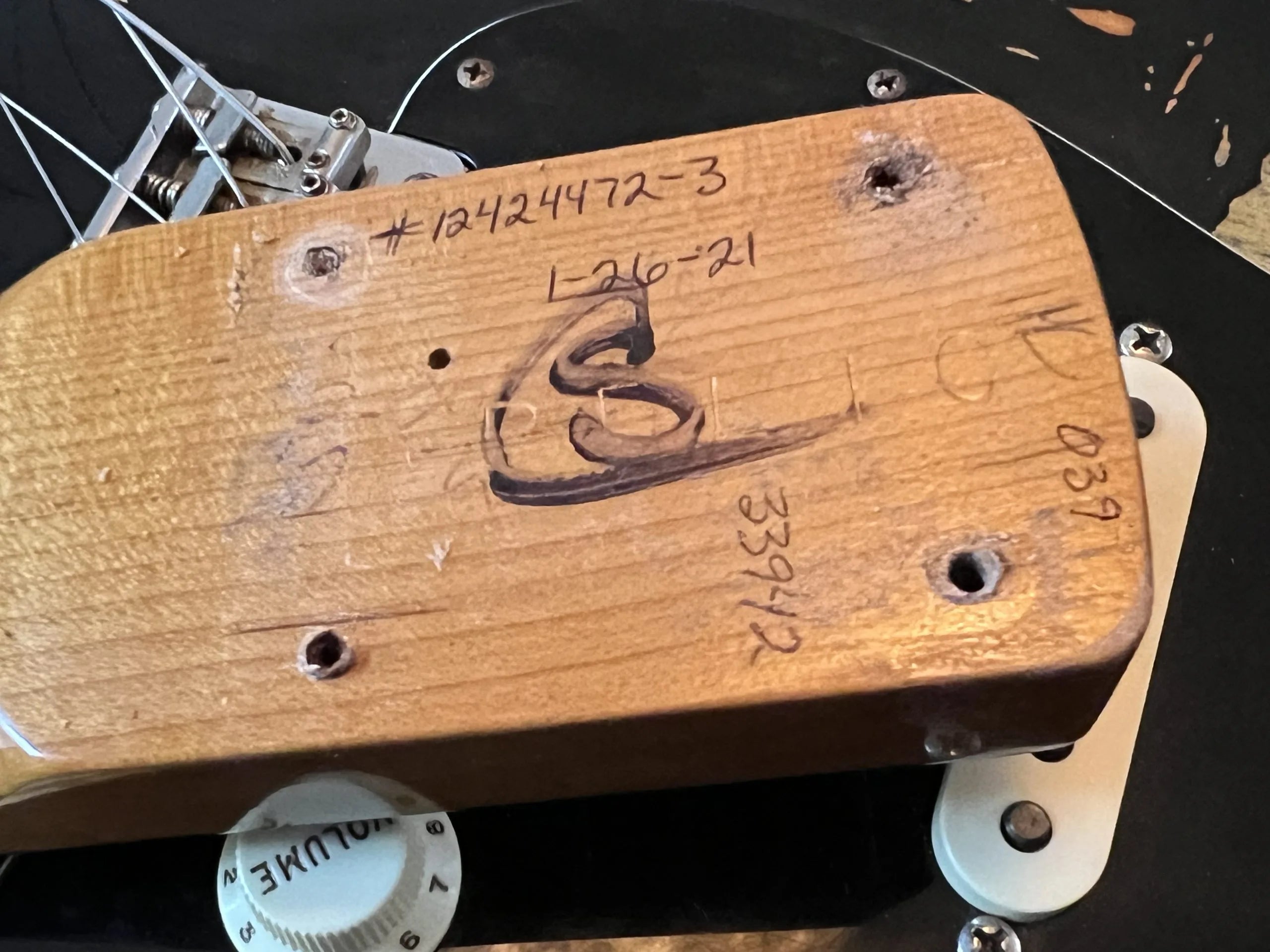 SOLD - 2021 Fender Custom Shop 60 Dual-Mag II LTD Relic Stratocaster Black over Sunburst