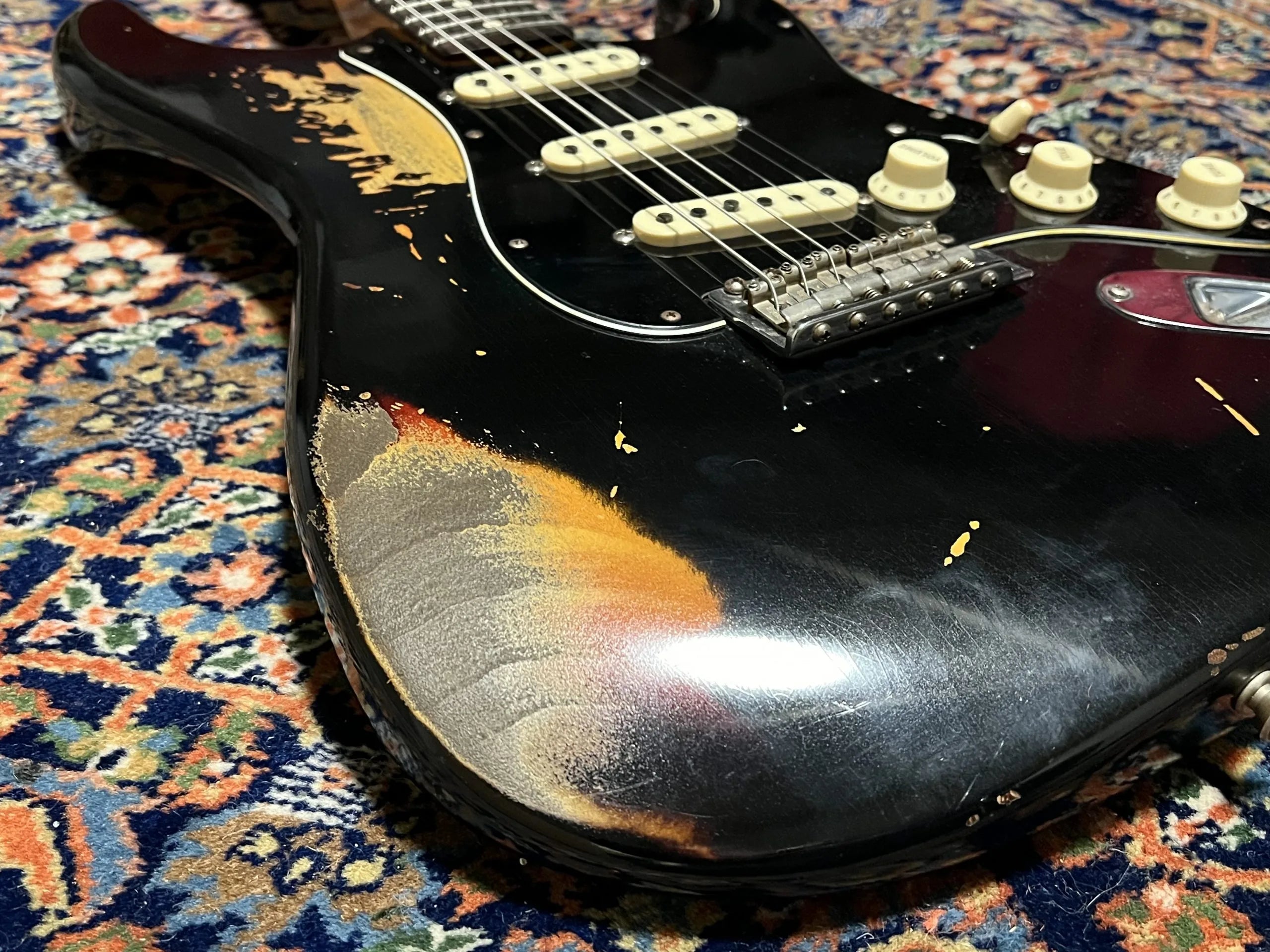 SOLD - 2021 Fender Custom Shop 60 Dual-Mag II LTD Relic Stratocaster Black over Sunburst