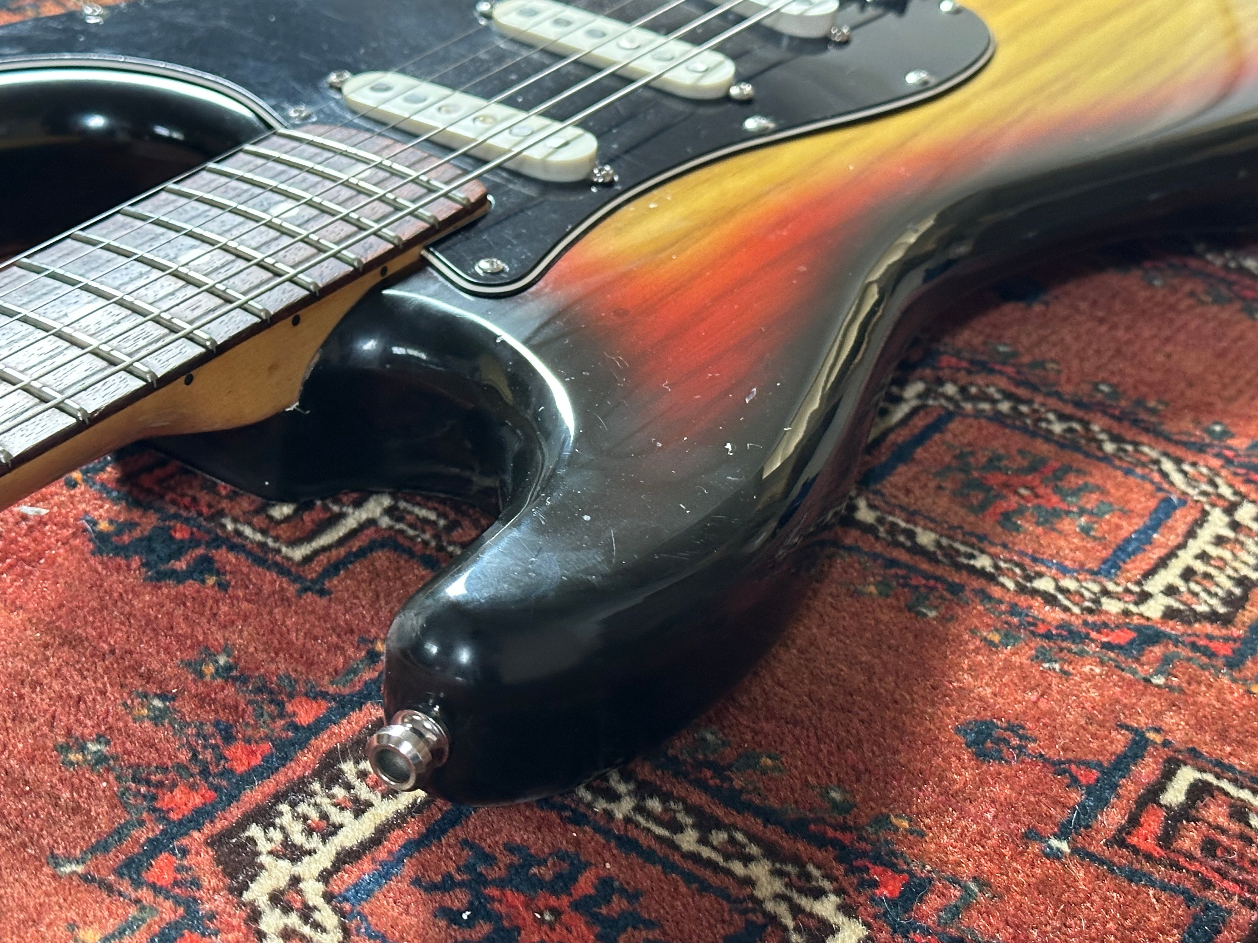 Fender Stratocaster Rosewood Fretboard 1976 Sunburst