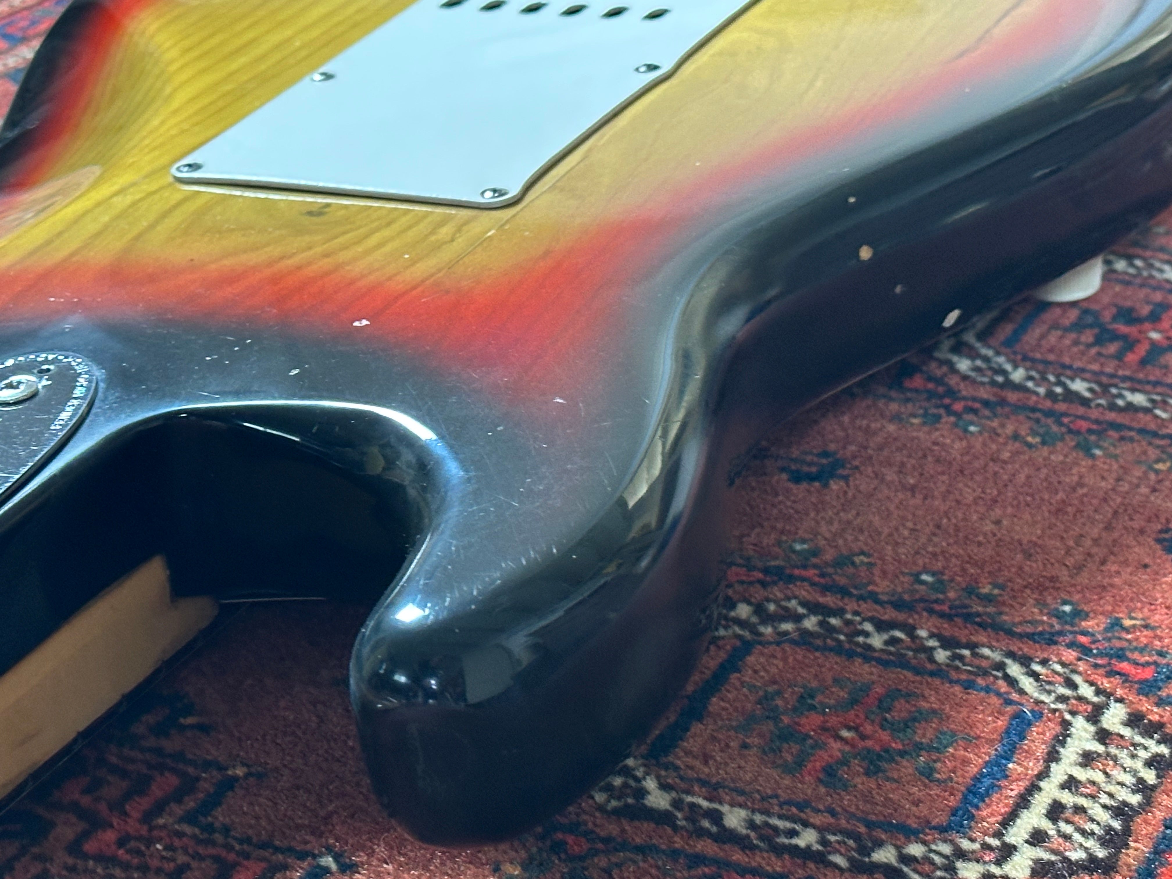 Fender Stratocaster Rosewood Fretboard 1976 Sunburst