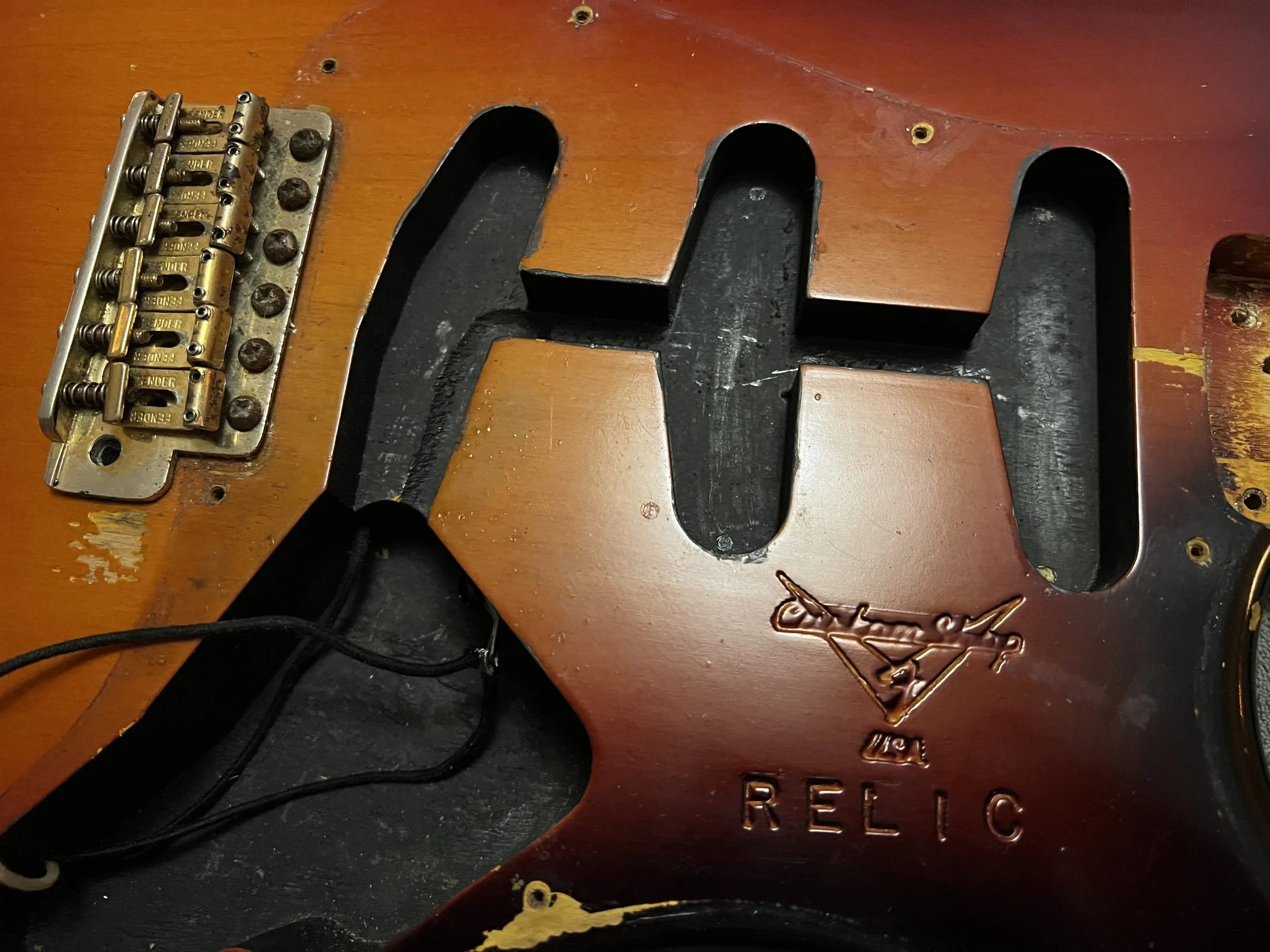 Sold - 1999 Fender Custom Shop 60 Cunetto Relic Sunburst