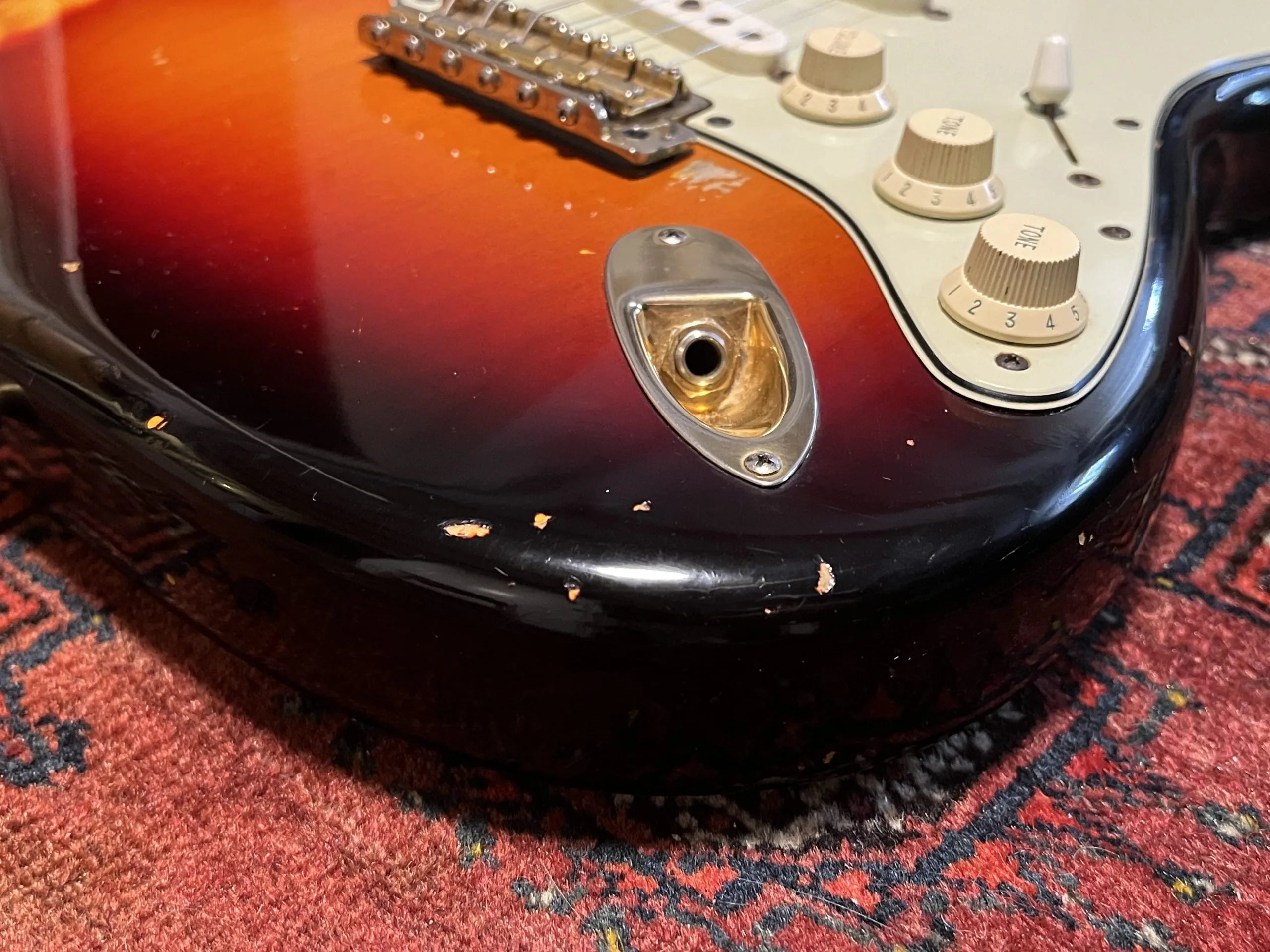 Sold - 1999 Fender Custom Shop 60 Cunetto Relic Sunburst