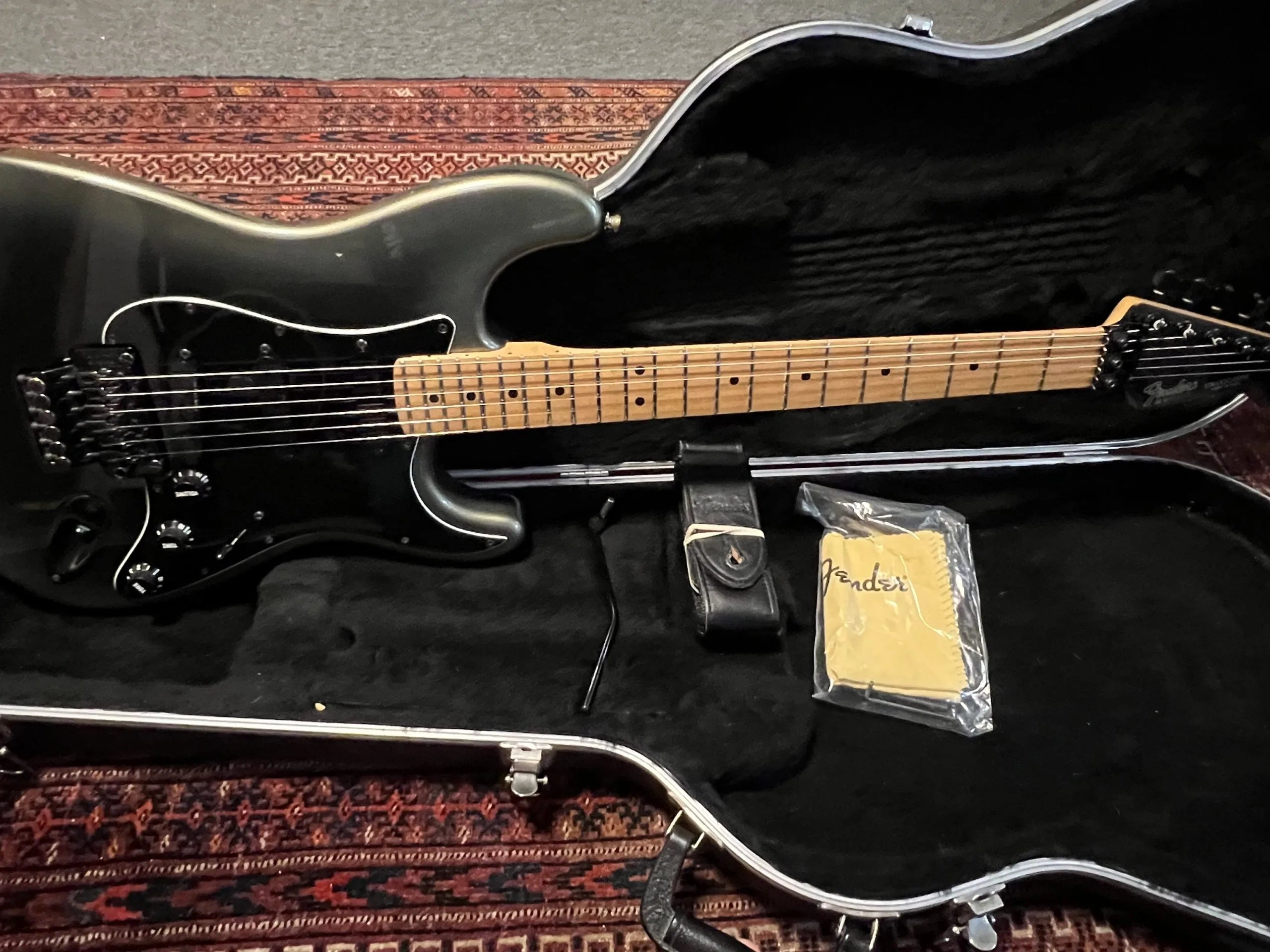 SOLD - 1989 Fender Custom Shop HM Floyd Rose Stratocaster Black Pearl Dust
