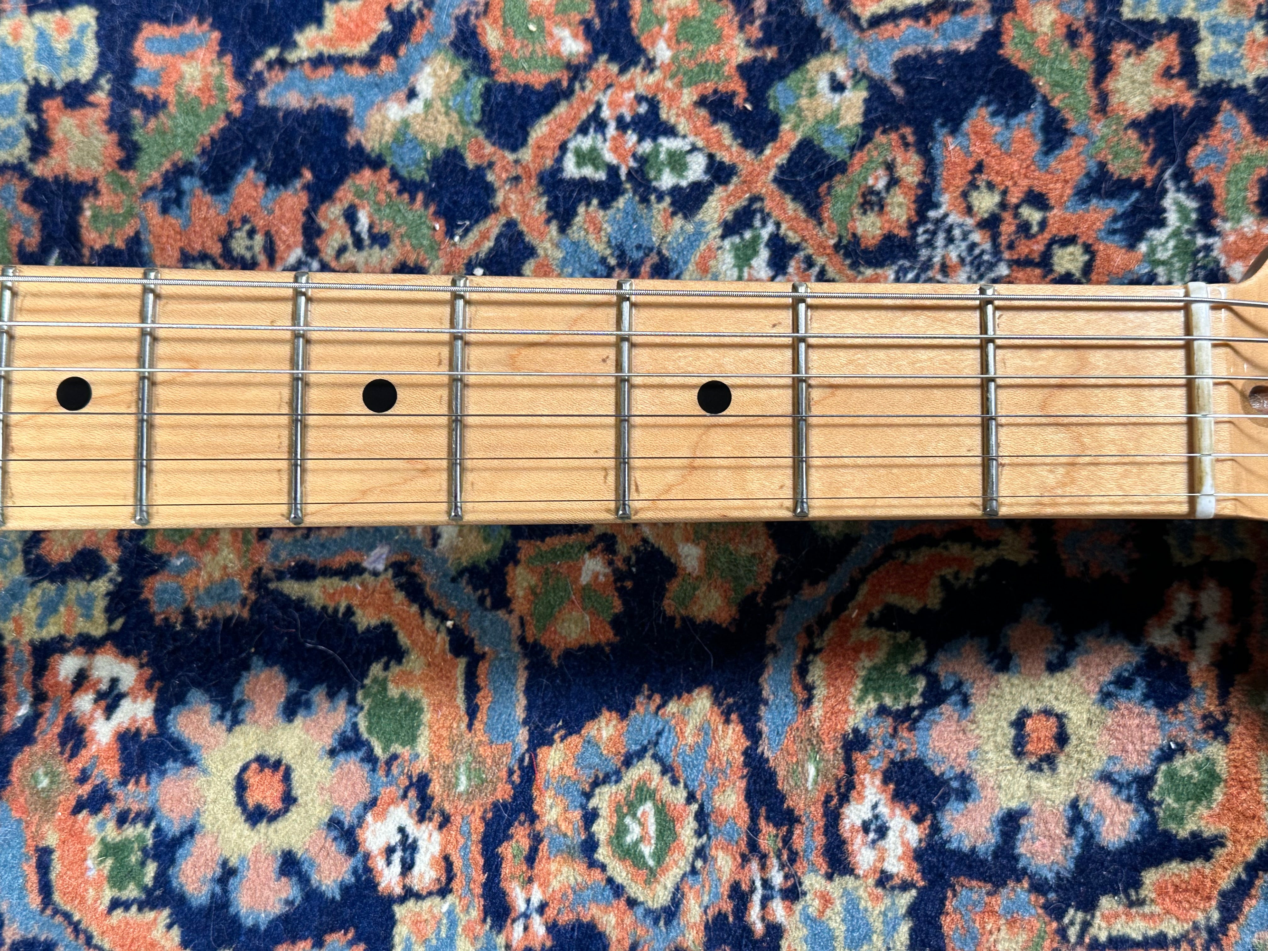 Fender American Professional Maple Fingerboard Stratocaster 2016 Antique Olive