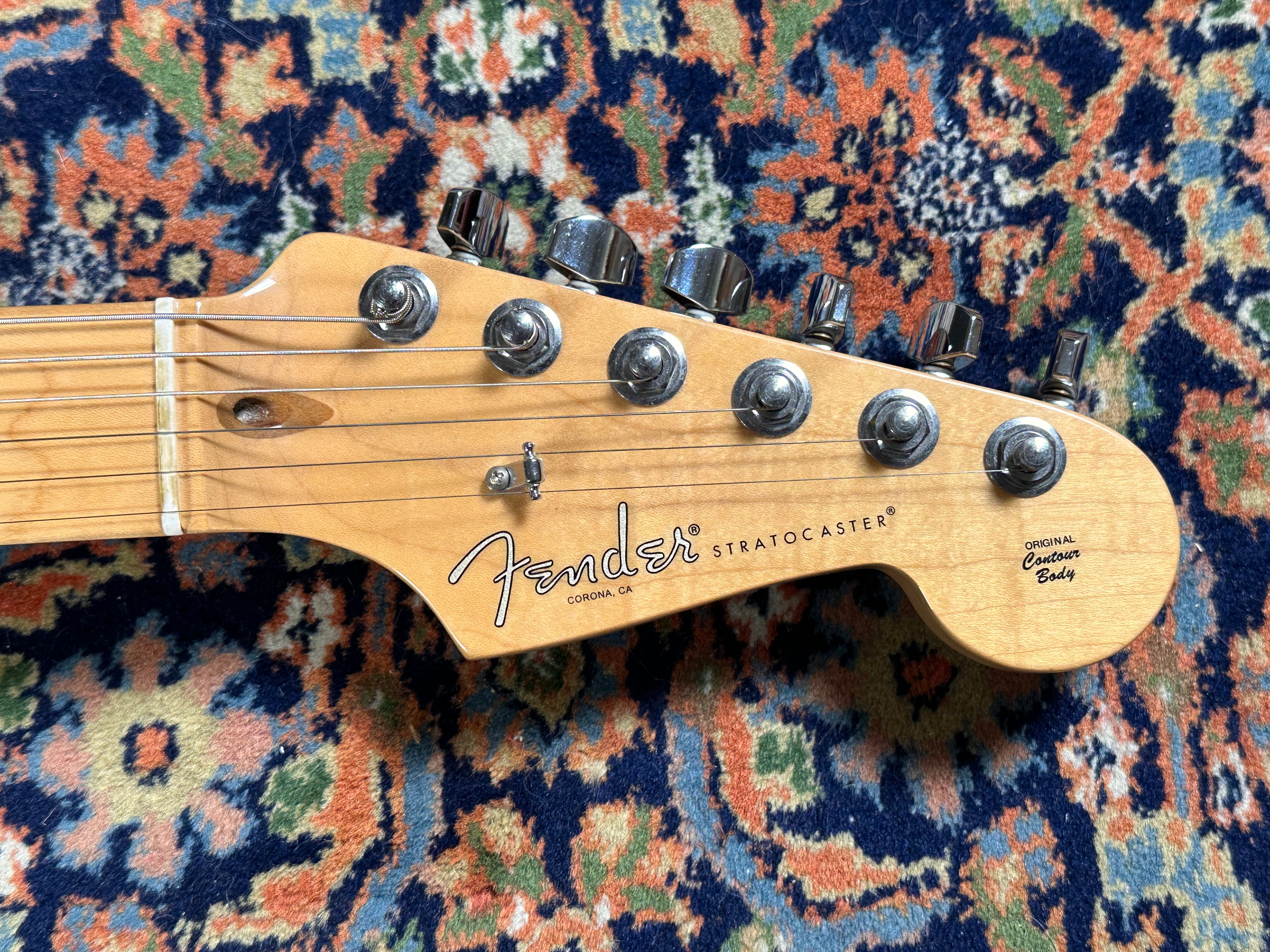Fender American Professional Maple Fingerboard Stratocaster 2016 Antique Olive