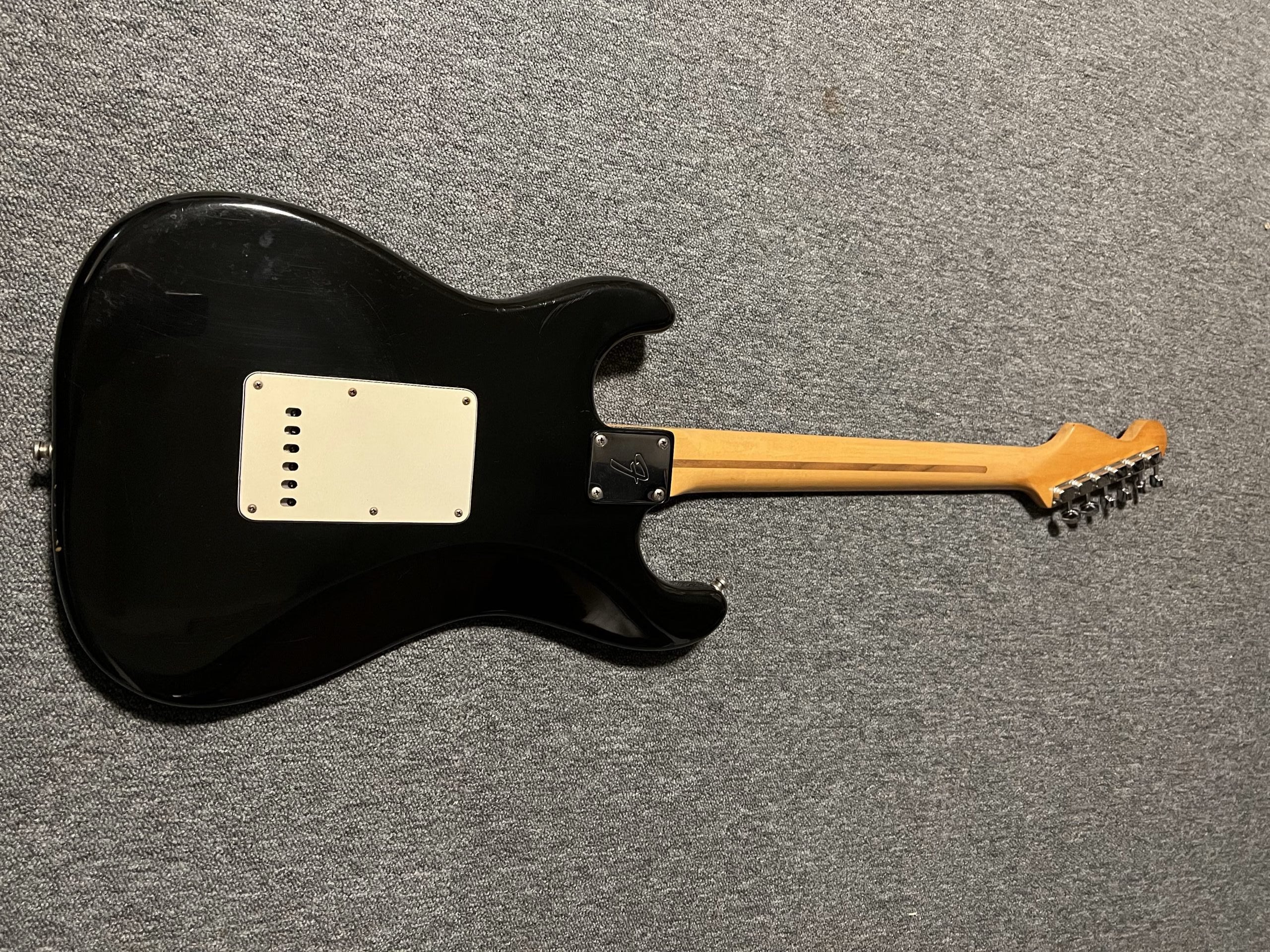 SOLD - 1982 Standard 1st version "Dan Smith" Stratocaster Black