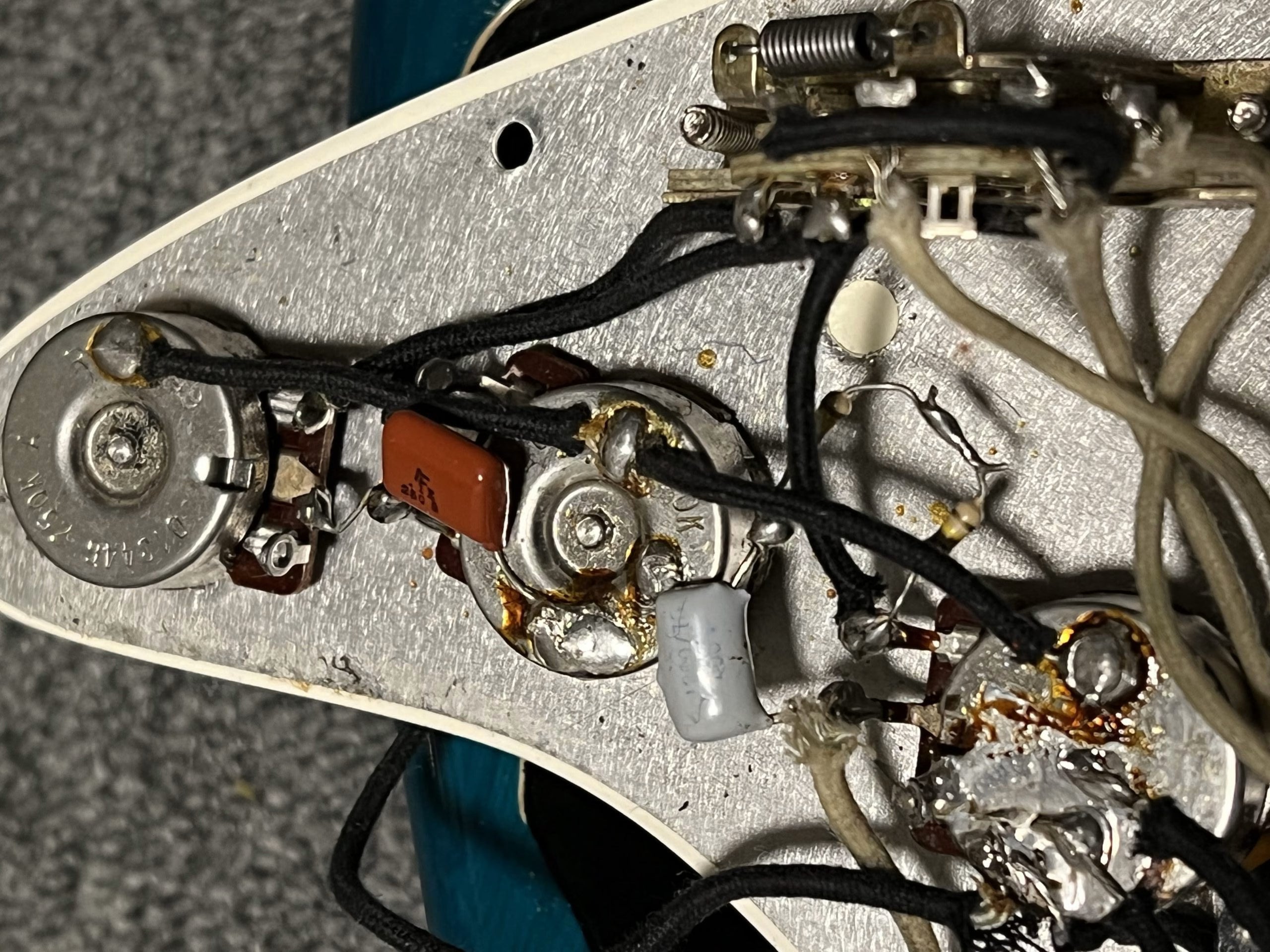 SOLD - 1998 Custom Shop Classic Player Transparant Teal
