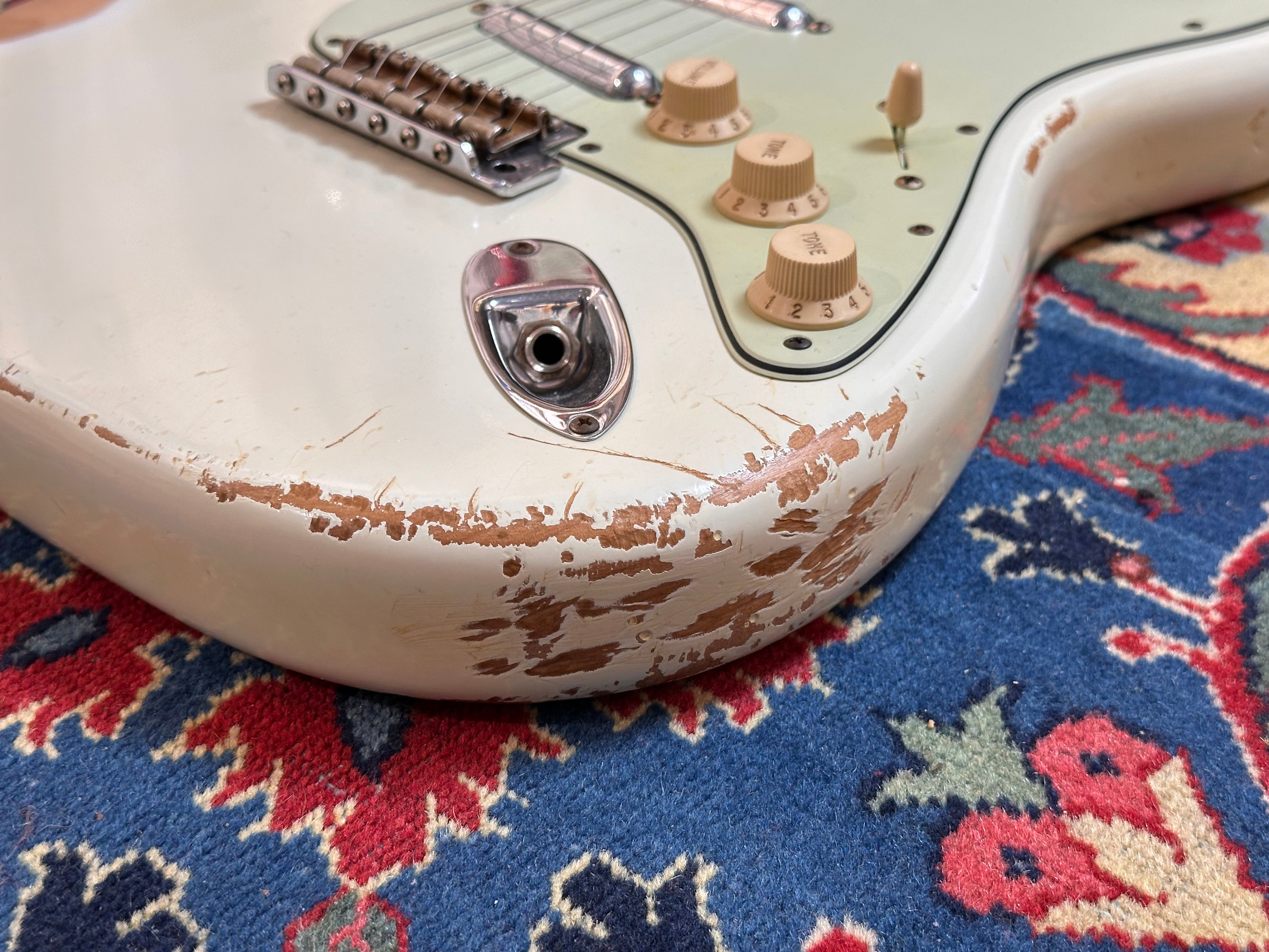 Fender Custom Shop '64 Heavy Relic (SRV Charley Inspired) 2008 Olympic White