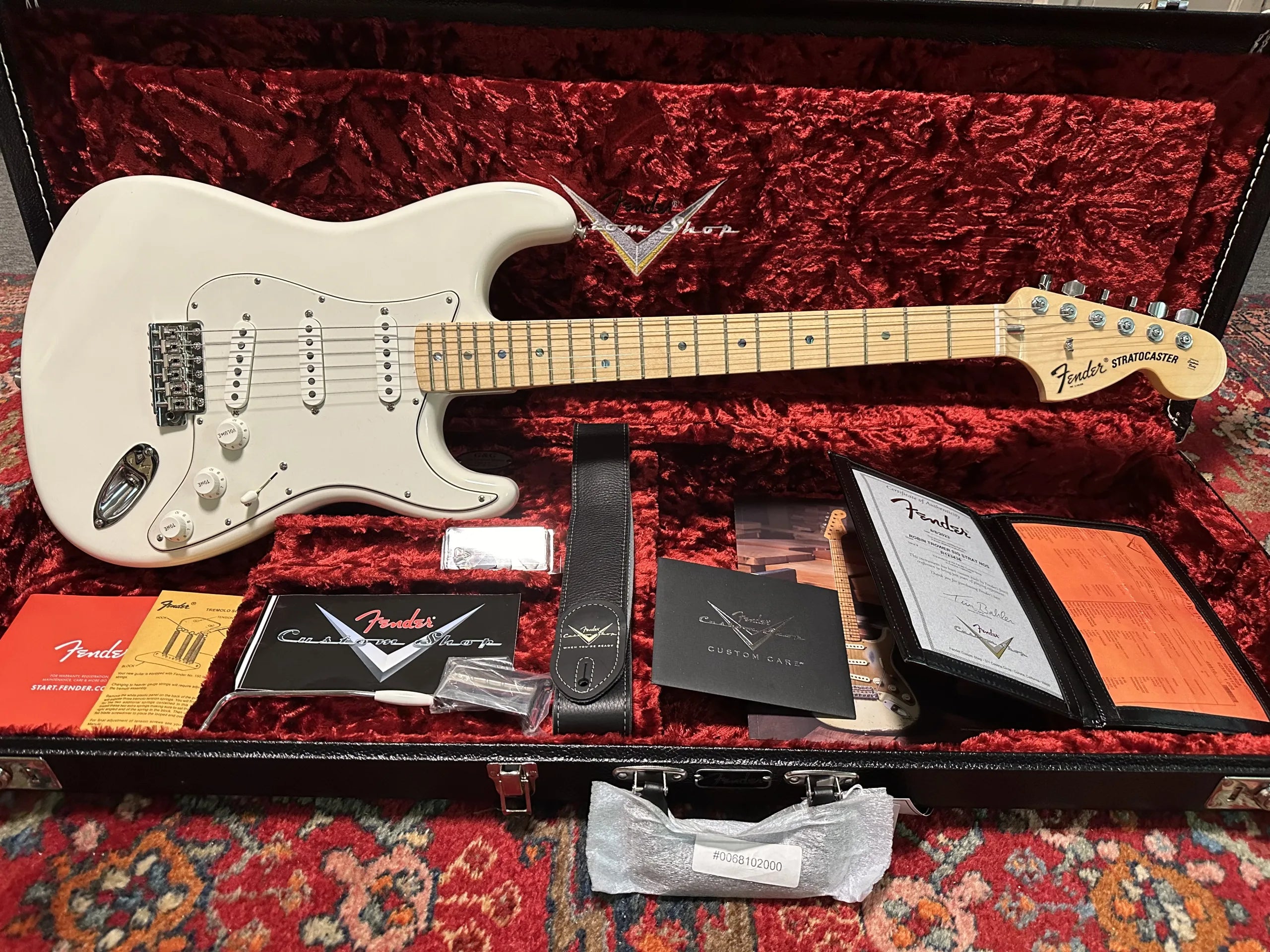 SOLD - 2023 Fender Custom Shop Robin Trower Signature NOS Stratocaster Arctic White