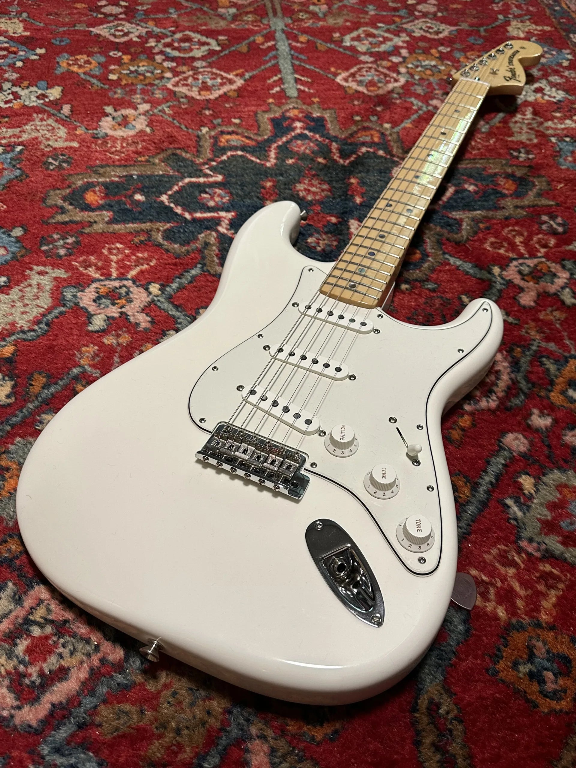 SOLD - 2023 Fender Custom Shop Robin Trower Signature NOS Stratocaster Arctic White