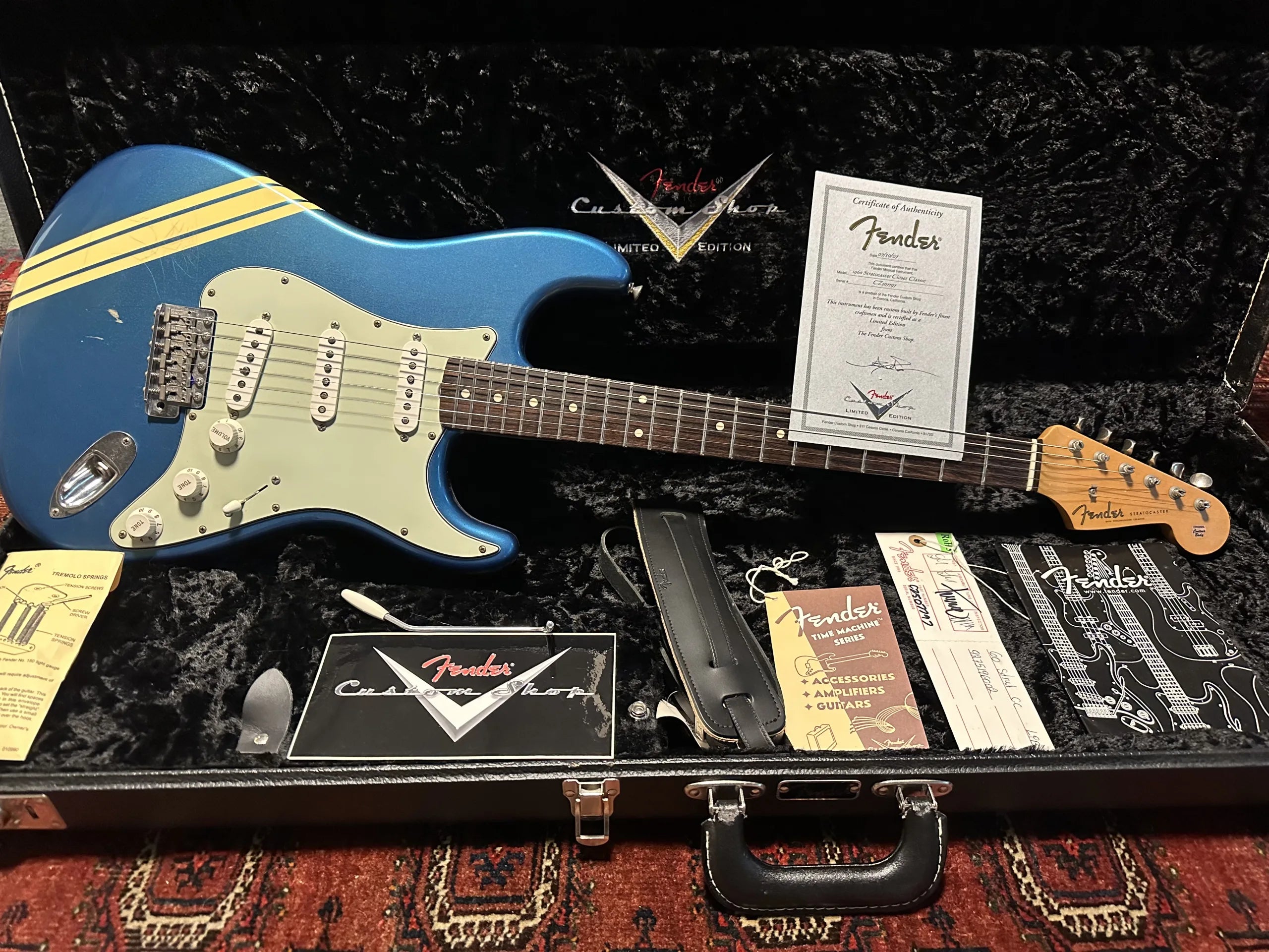 Fender Custom Shop '60 NAMM LTD Competition Closet Classic Stratocaster 2007 Lake Placid Blue