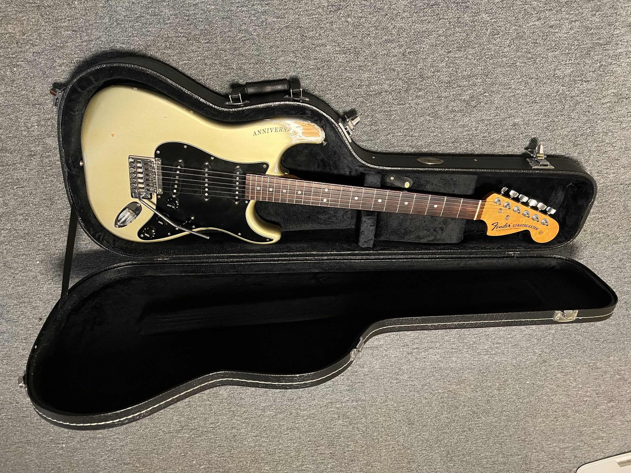 SOLD - 1979 25th Anniversary Porsche Silver (replacement neck)
