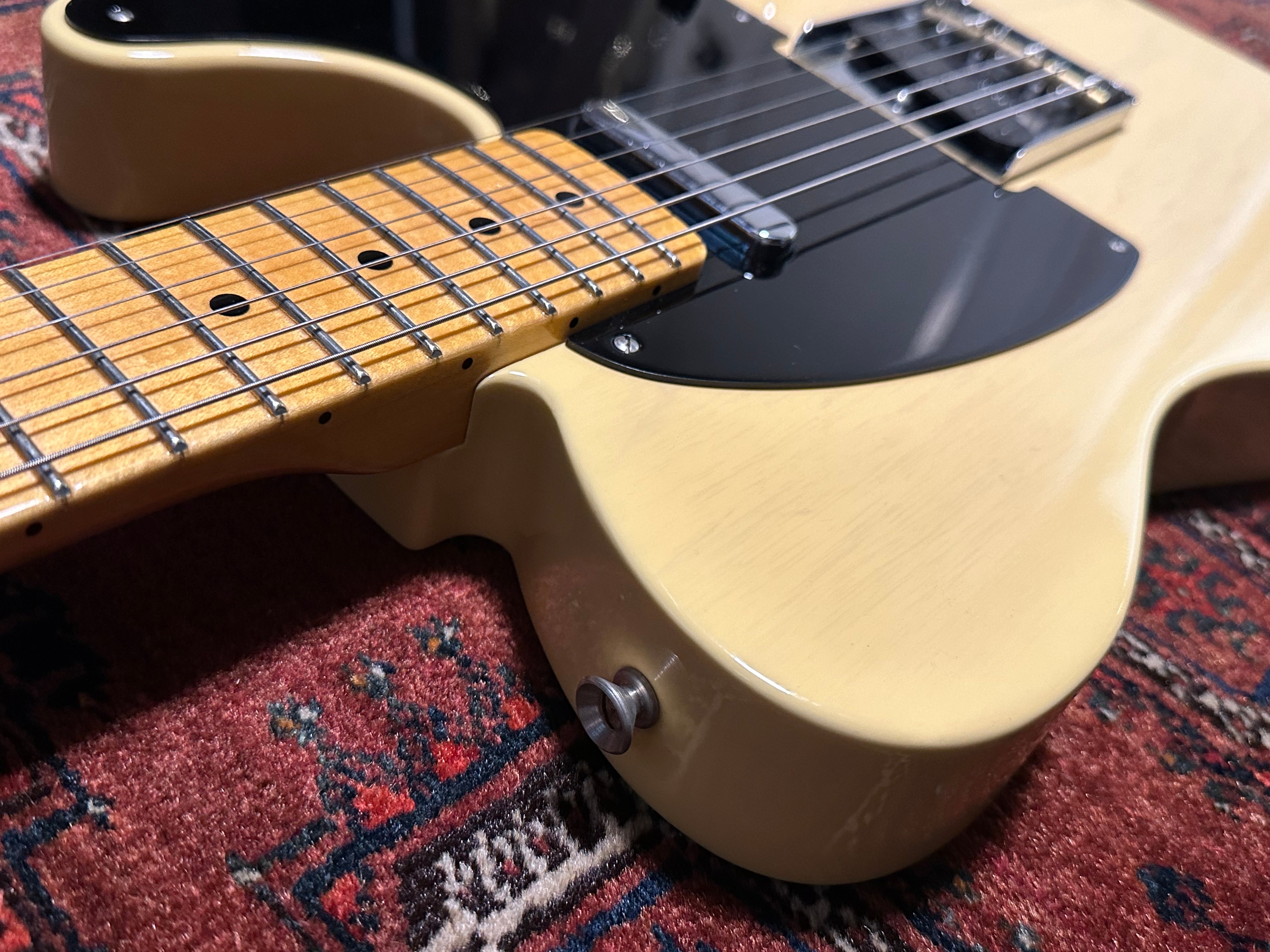 SOLD – 2023 Fender Custom Shop ’52 Timemachine NOS Telecaster Faded Nocaster Blonde