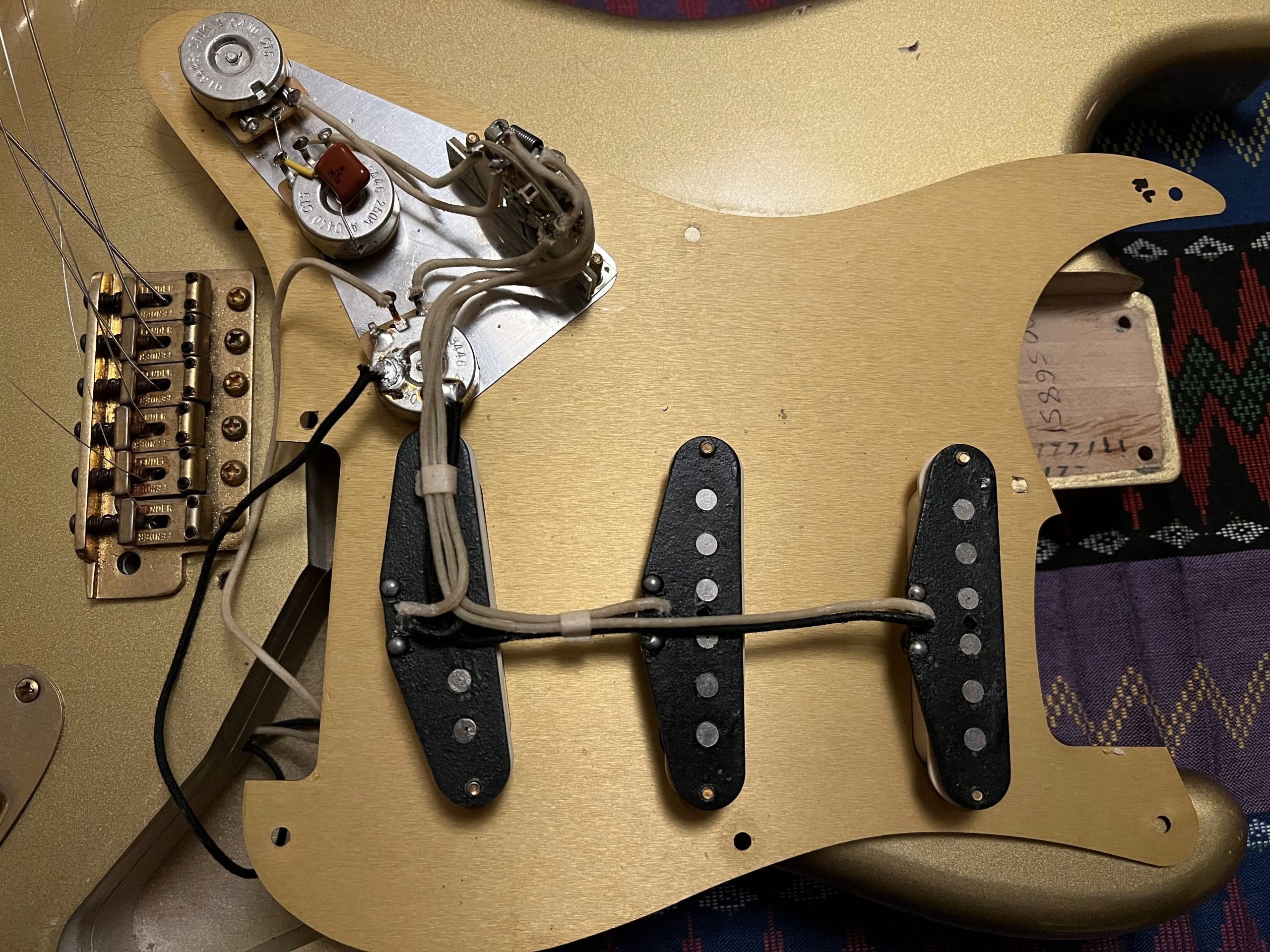 SOLD - 2004 Custom Shop 50th Anniversary 56 Limited Relic Stratocaster Aztec Gold