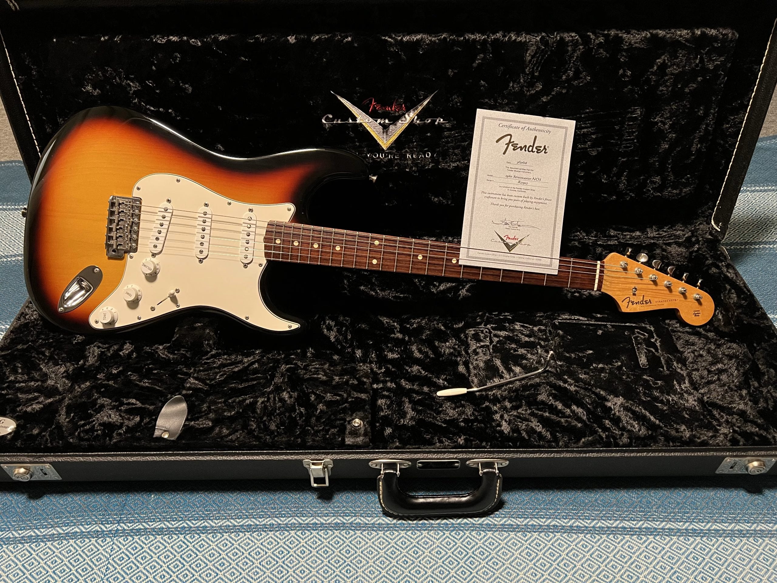 SOLD - 2006 Custom Shop 60s NOS Sunburst