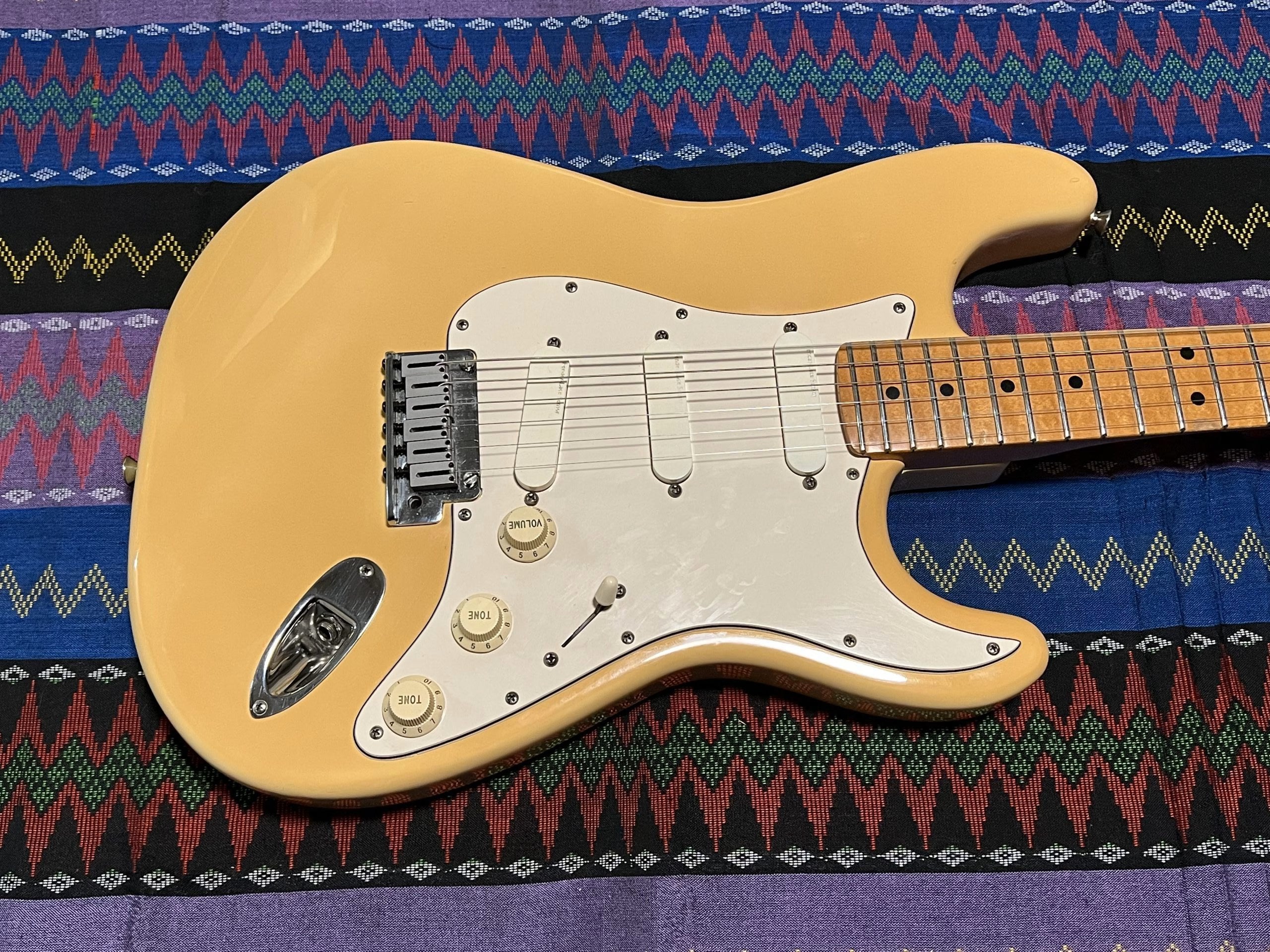 SOLD - 1989 Strat Plus Vintage White