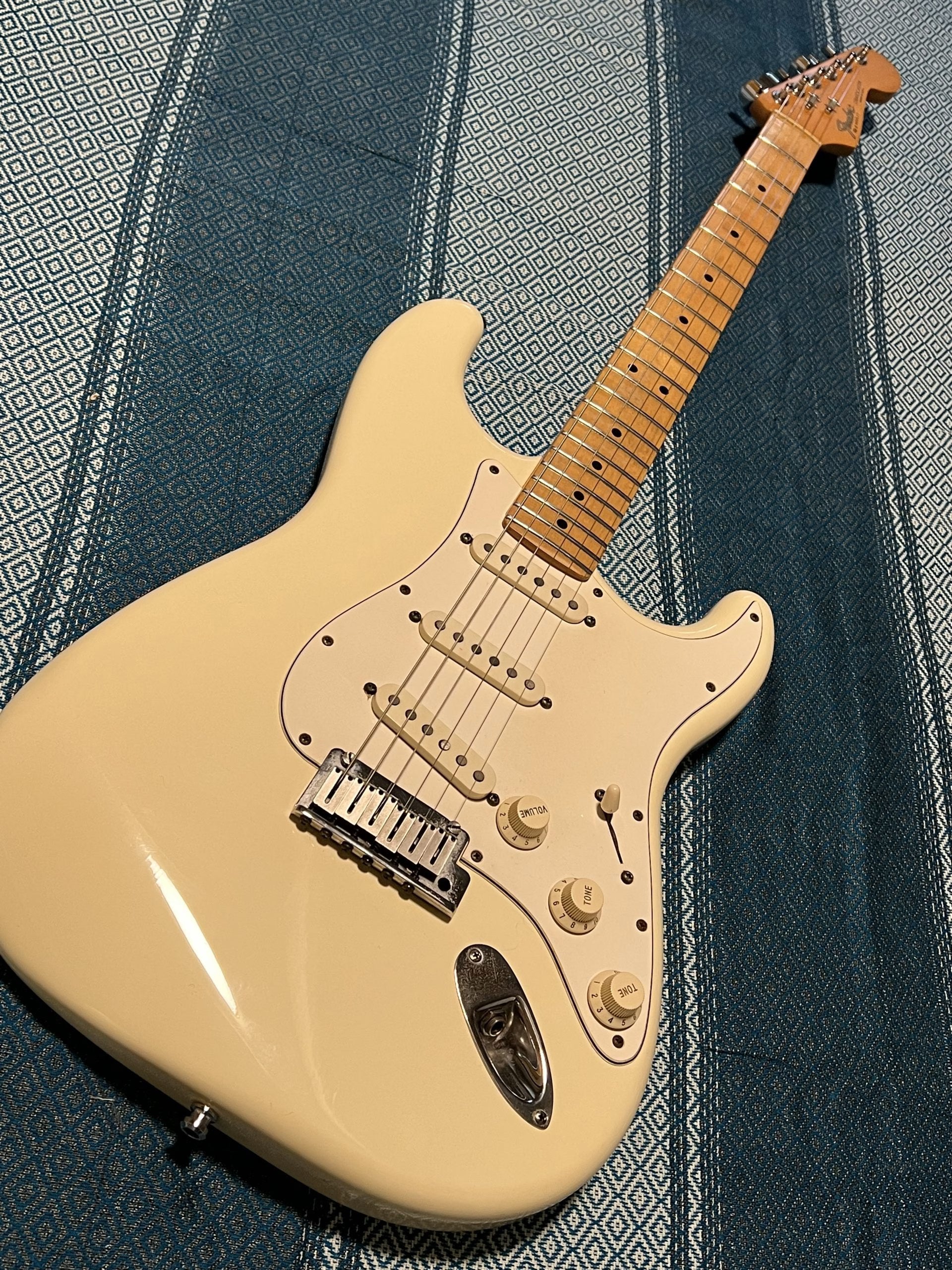SOLD - 1988 American Standard Arctic White