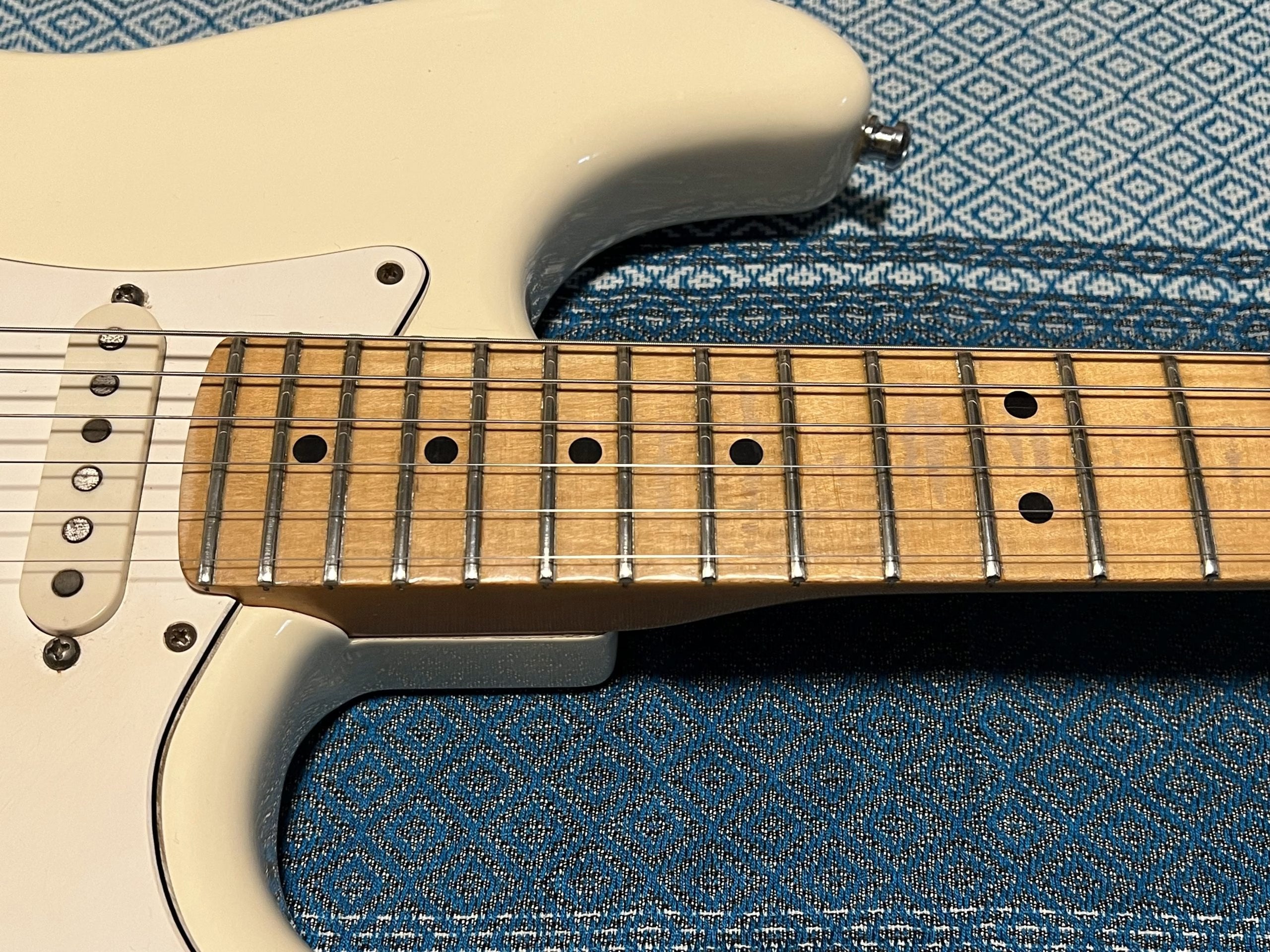 SOLD - 1988 American Standard Arctic White