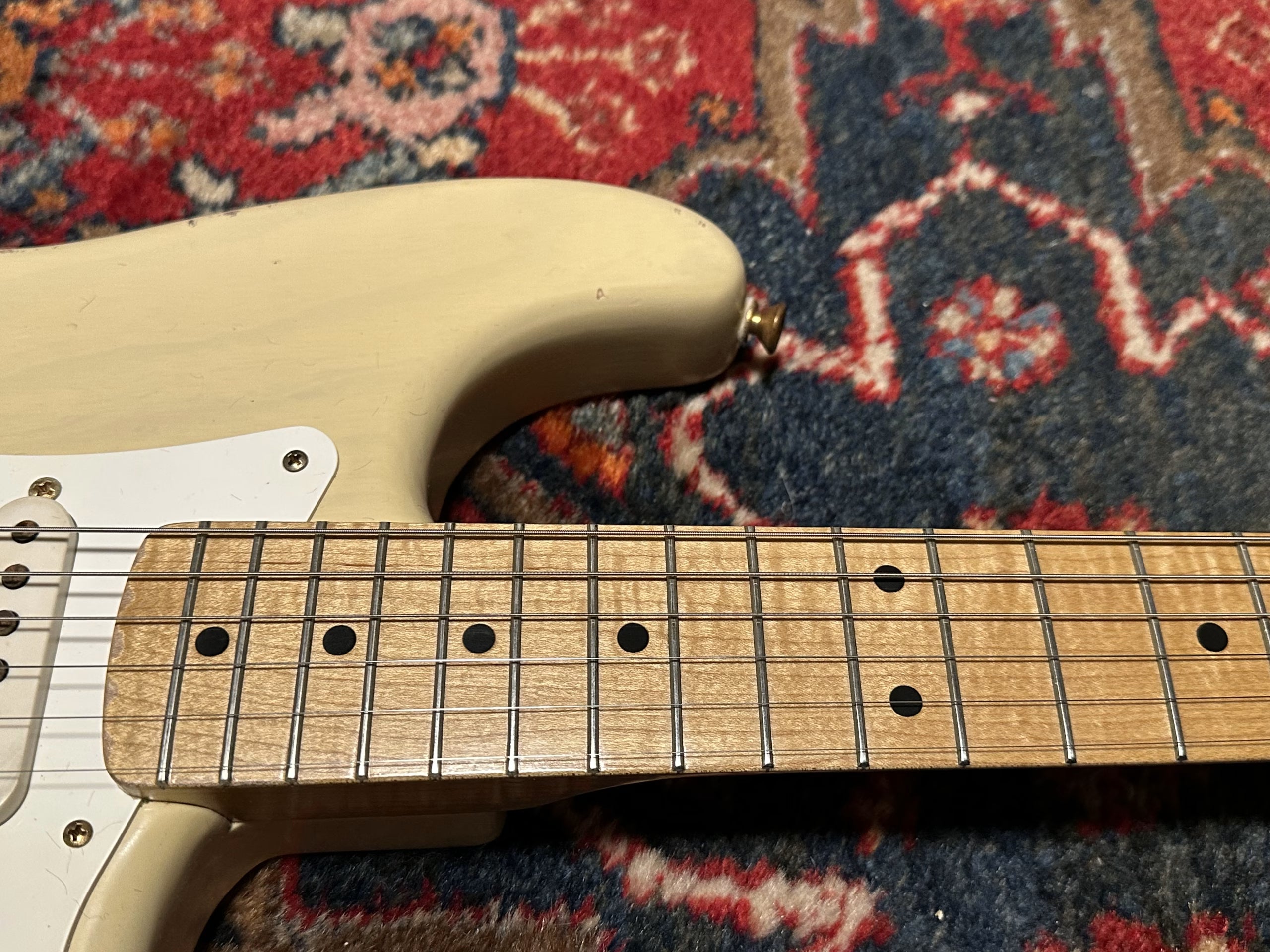 SOLD - 1999 Fender Custom Shop '50s Cunetto Relic Stratocaster 'Mary Kaye' Vintage Blonde